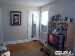 127 Gordon Road, Valley Stream, NY 11581