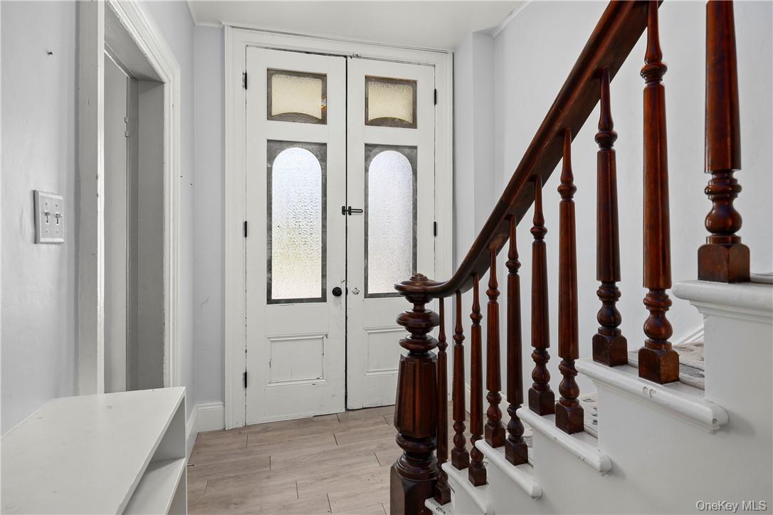 20 N Franklin Street, Athens, NY 12015