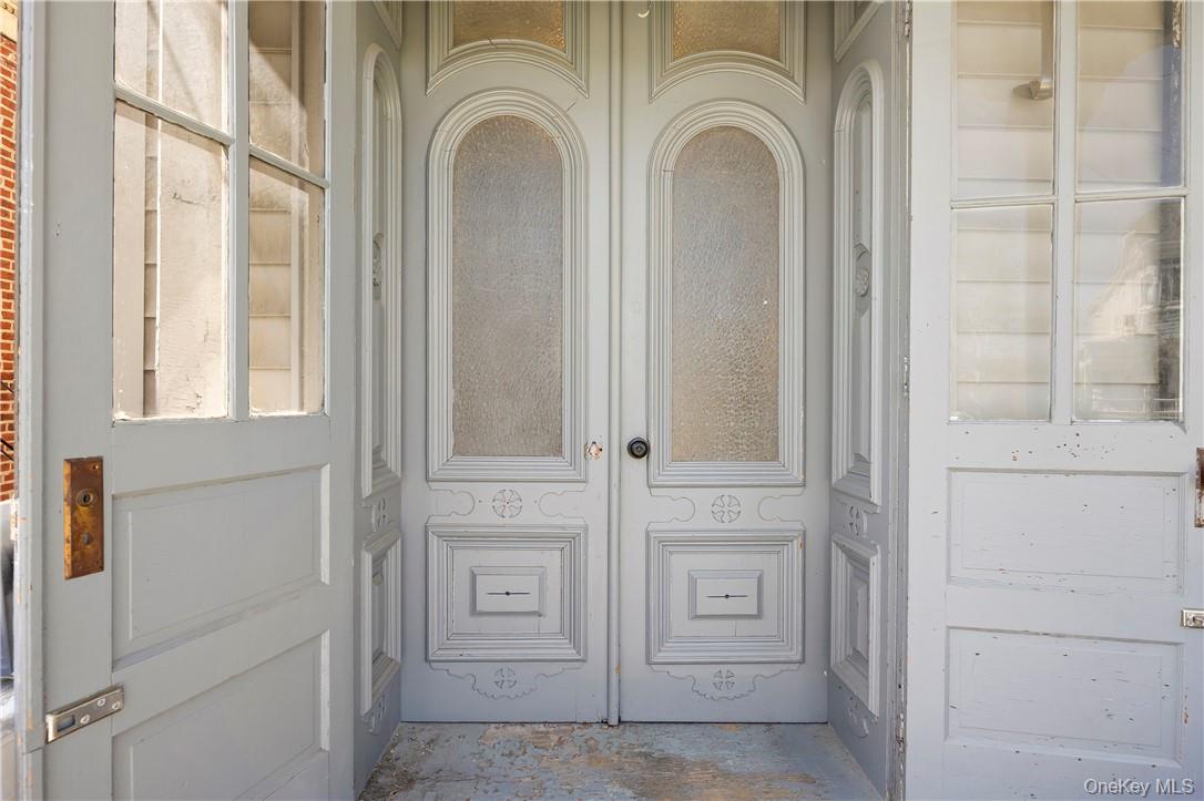 20 N Franklin Street, Athens, NY 12015