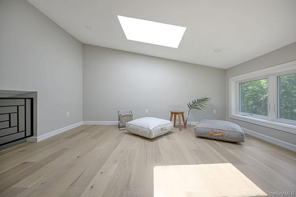 30 Narrow Road, Kingston, NY 12401