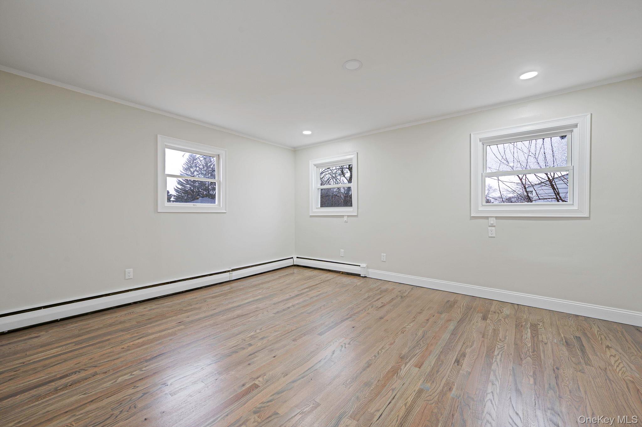 12 Crabapple Lane, Commack, NY 11725