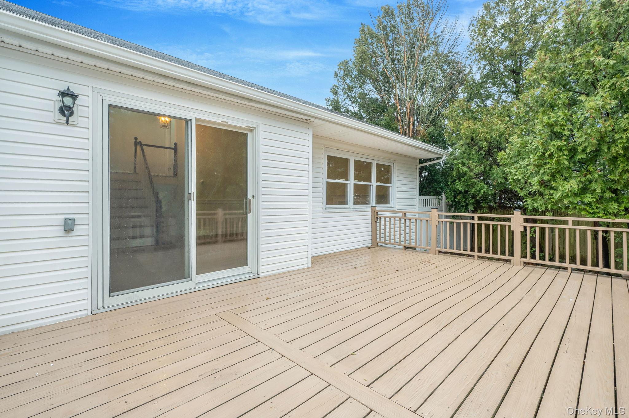 12 Crabapple Lane, Commack, NY 11725