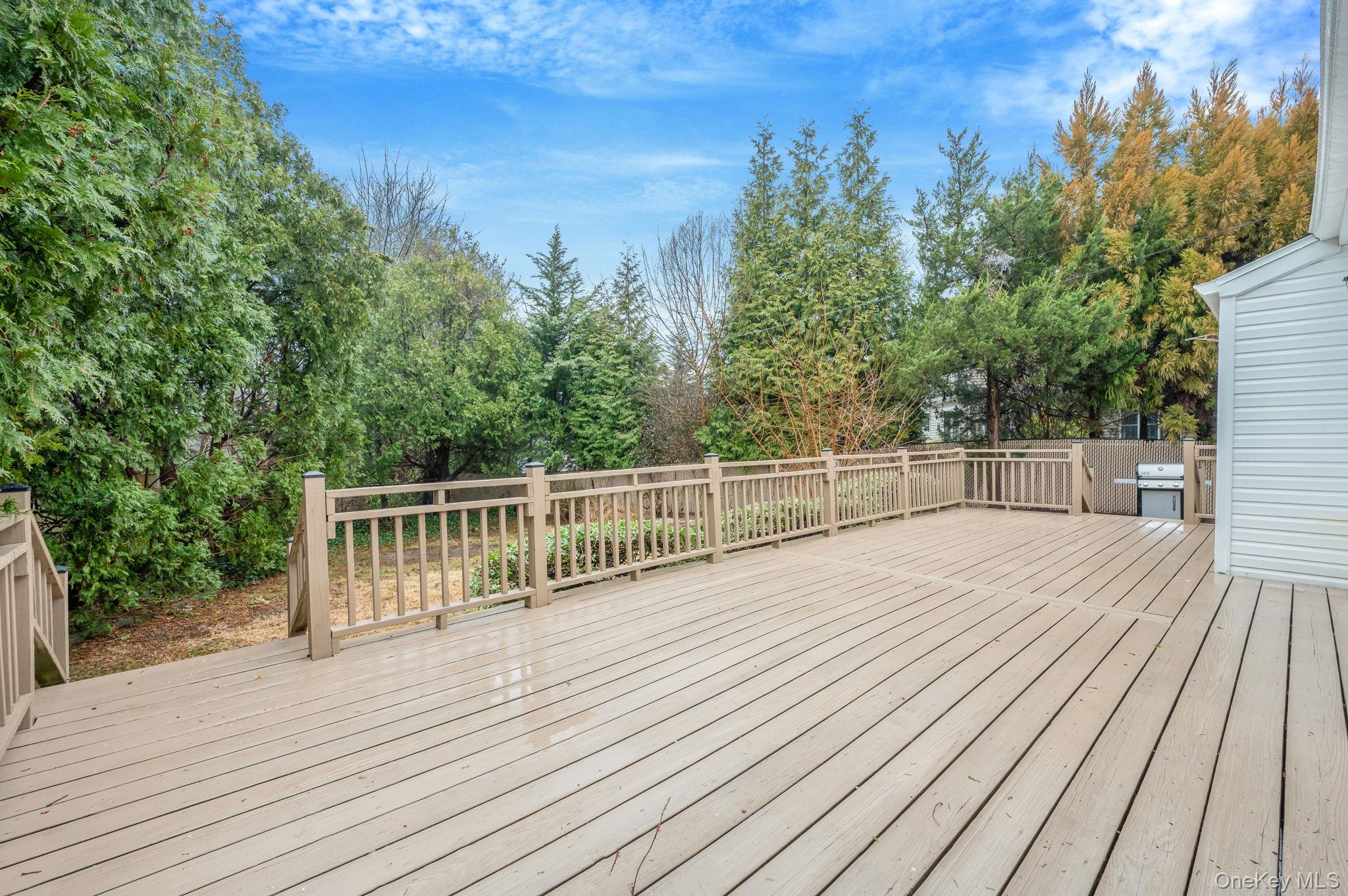 12 Crabapple Lane, Commack, NY 11725