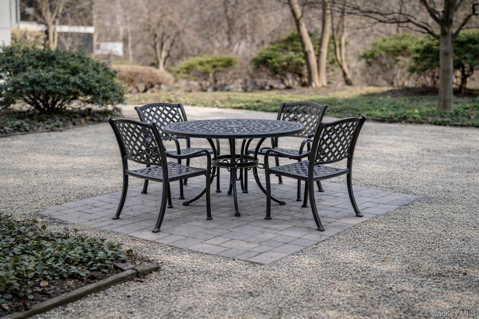 1 Stoneleigh Plaza # 1T, Bronxville, NY 10708