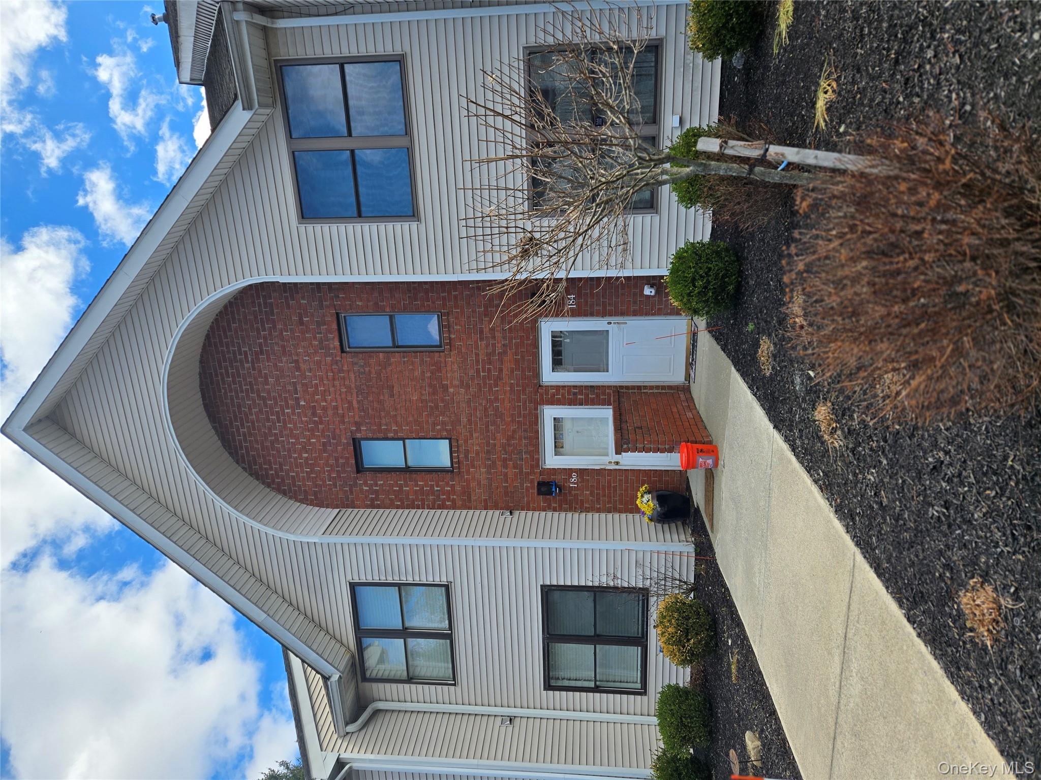 184 Deer Ct Drive, Middletown, NY 10940