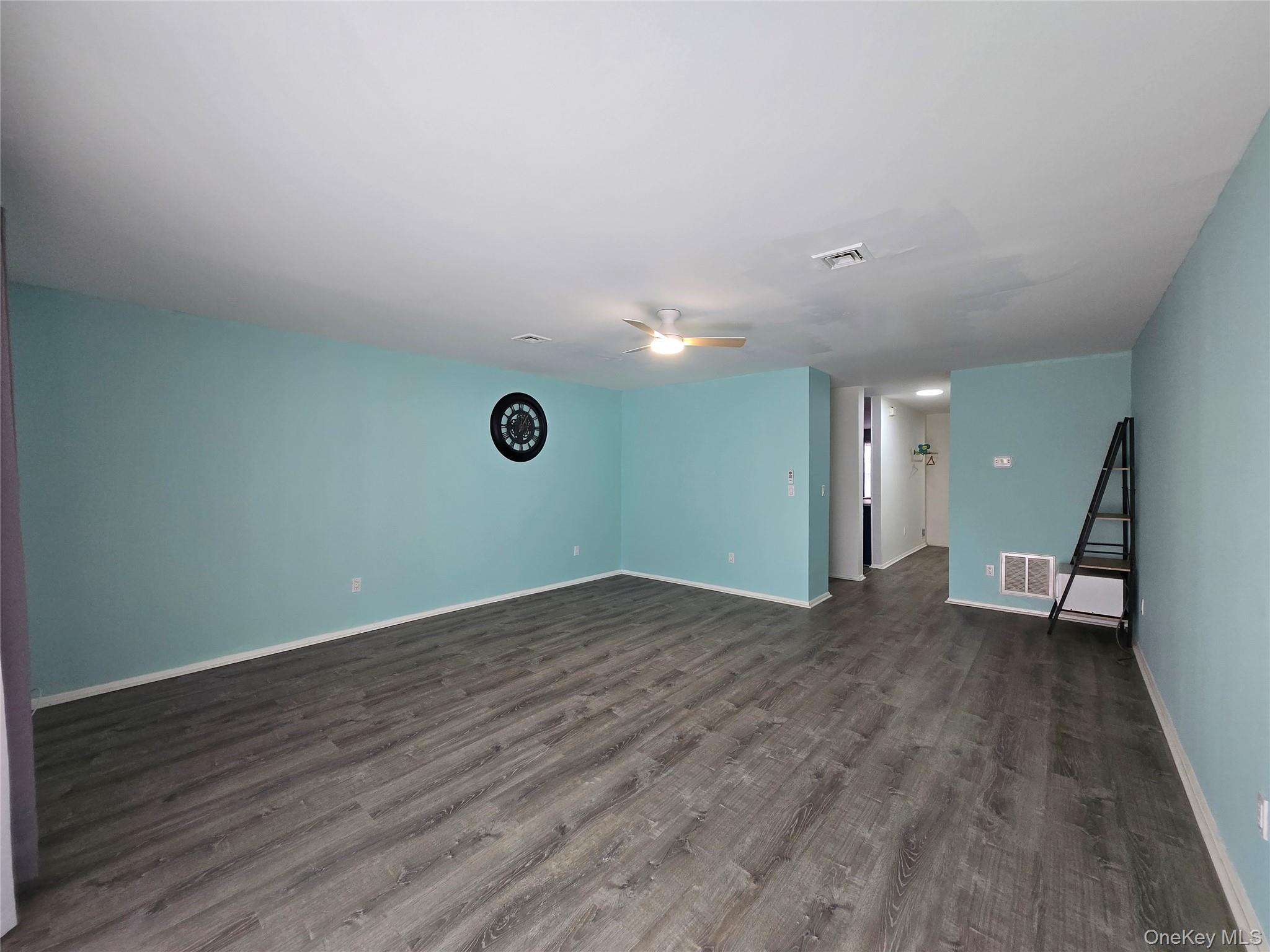 184 Deer Ct Drive, Middletown, NY 10940