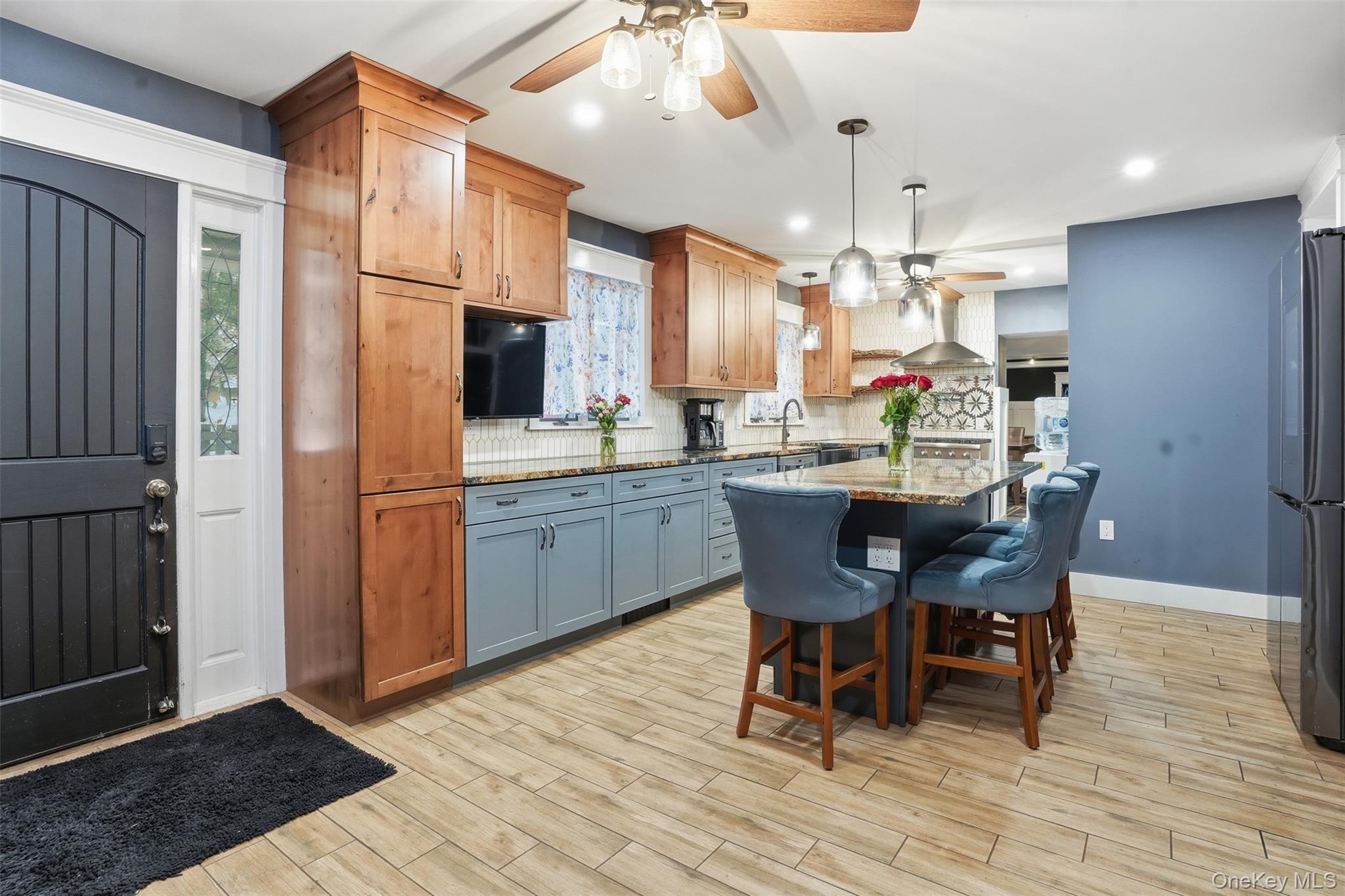 24 Mountain Road, Cornwall On Hudson, NY 12520