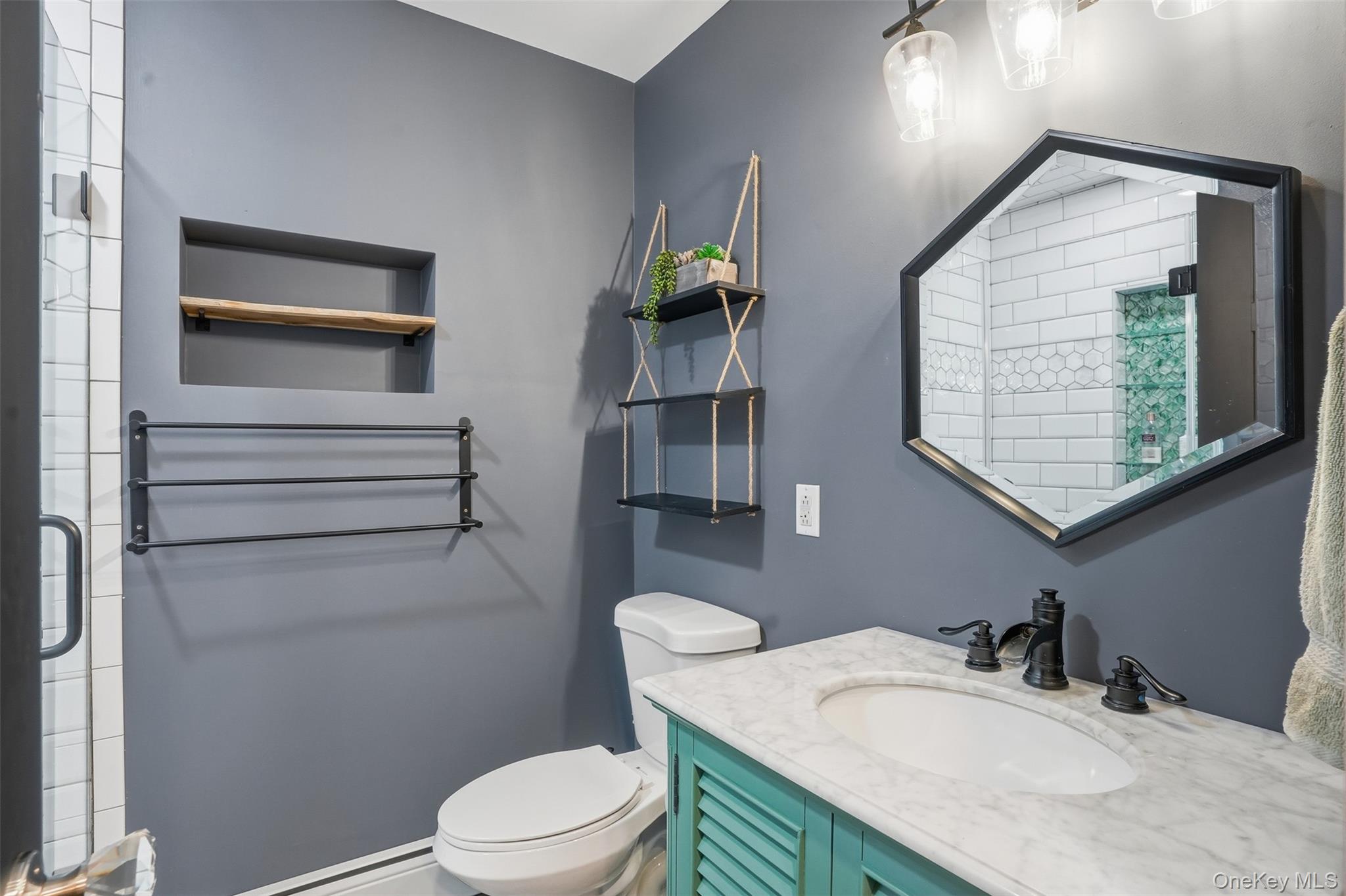 24 Mountain Road, Cornwall On Hudson, NY 12520