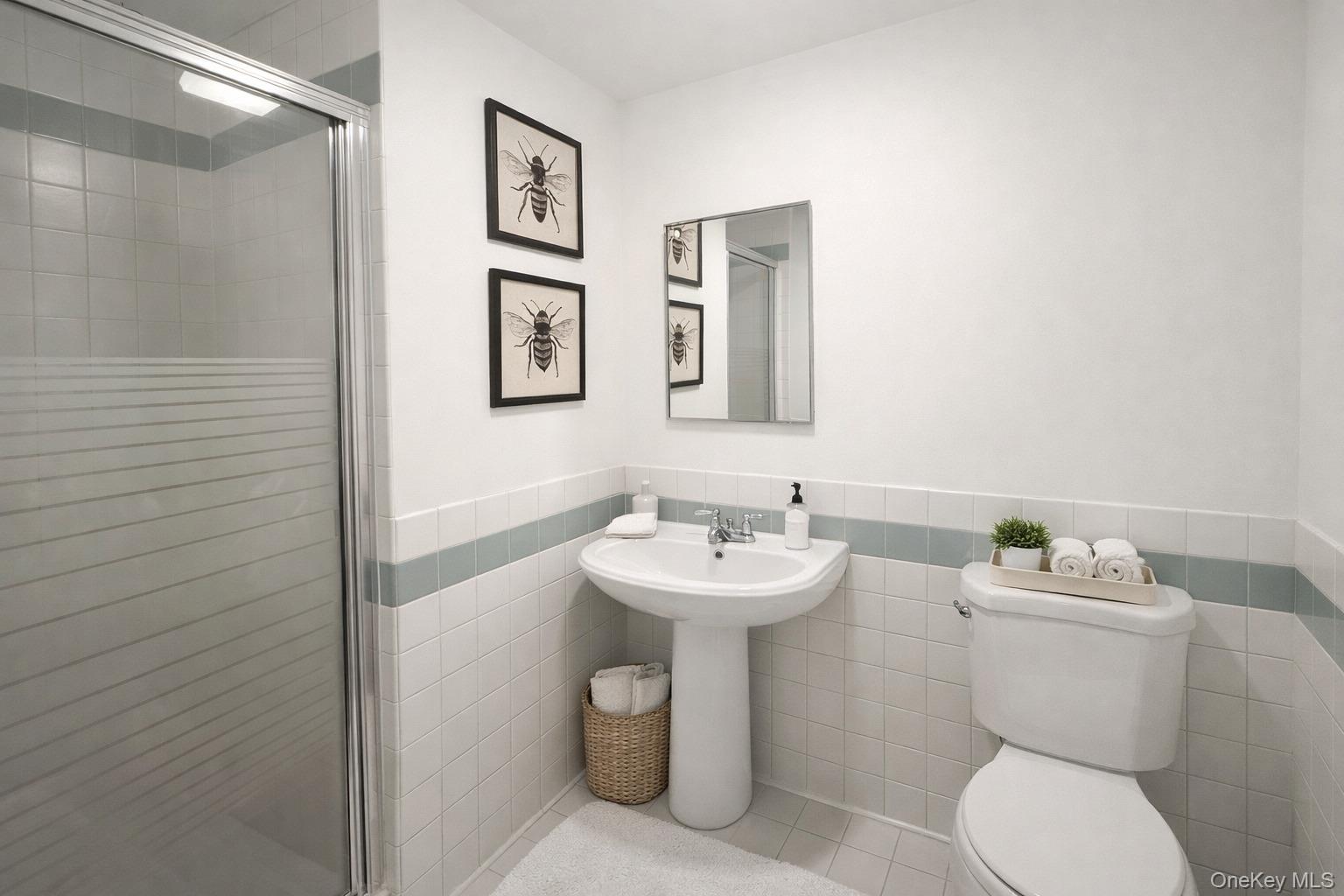 14 Kenneth Avenue, Huntington, NY 11743