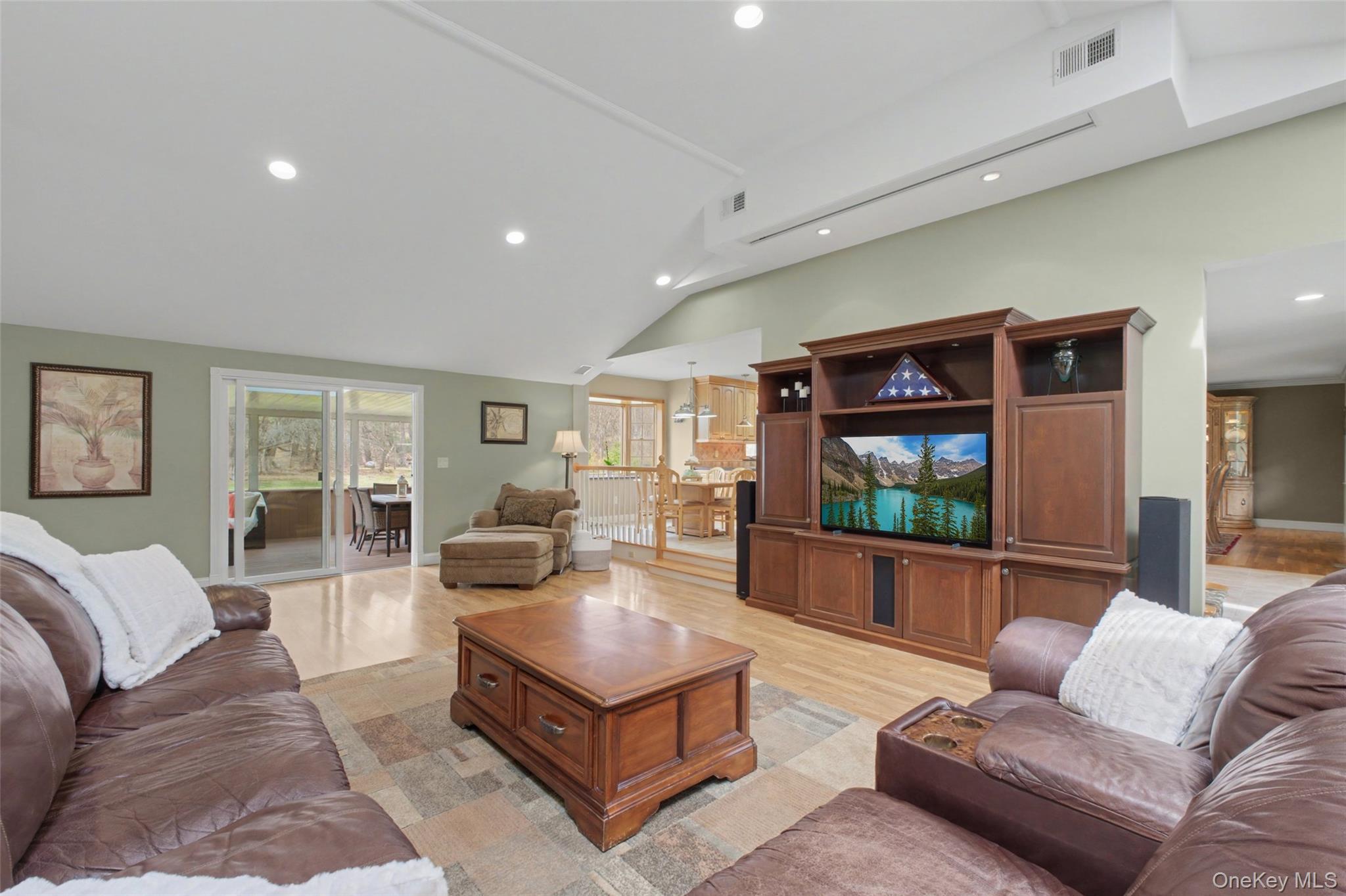 131 Eleanor Drive, Mahopac, NY 10541