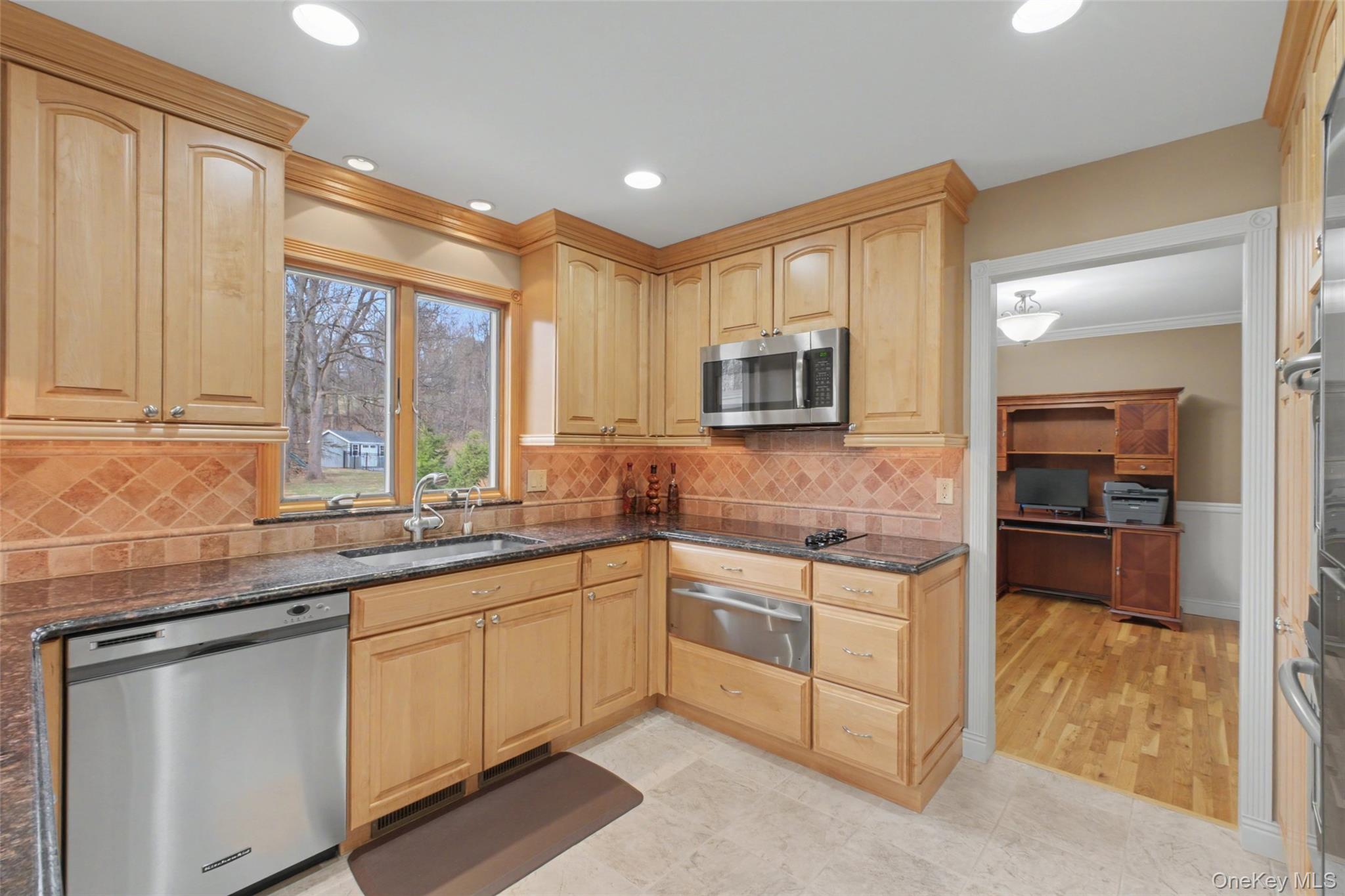 131 Eleanor Drive, Mahopac, NY 10541