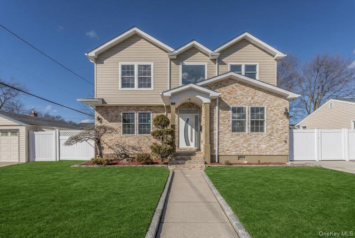 3 Cornell Avenue, Hicksville, NY 11801