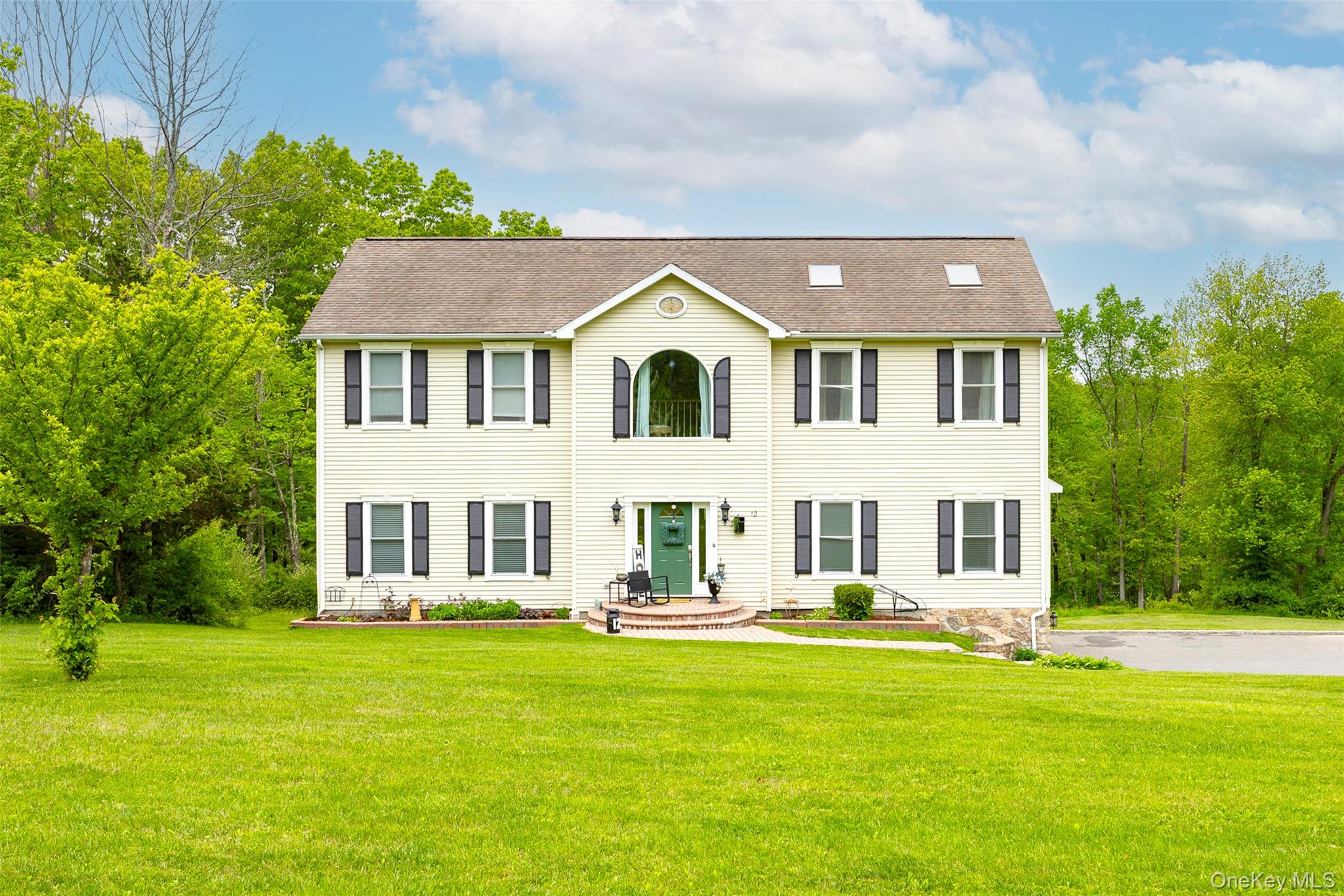 12 Broadview Lane, Red Hook, NY 12571