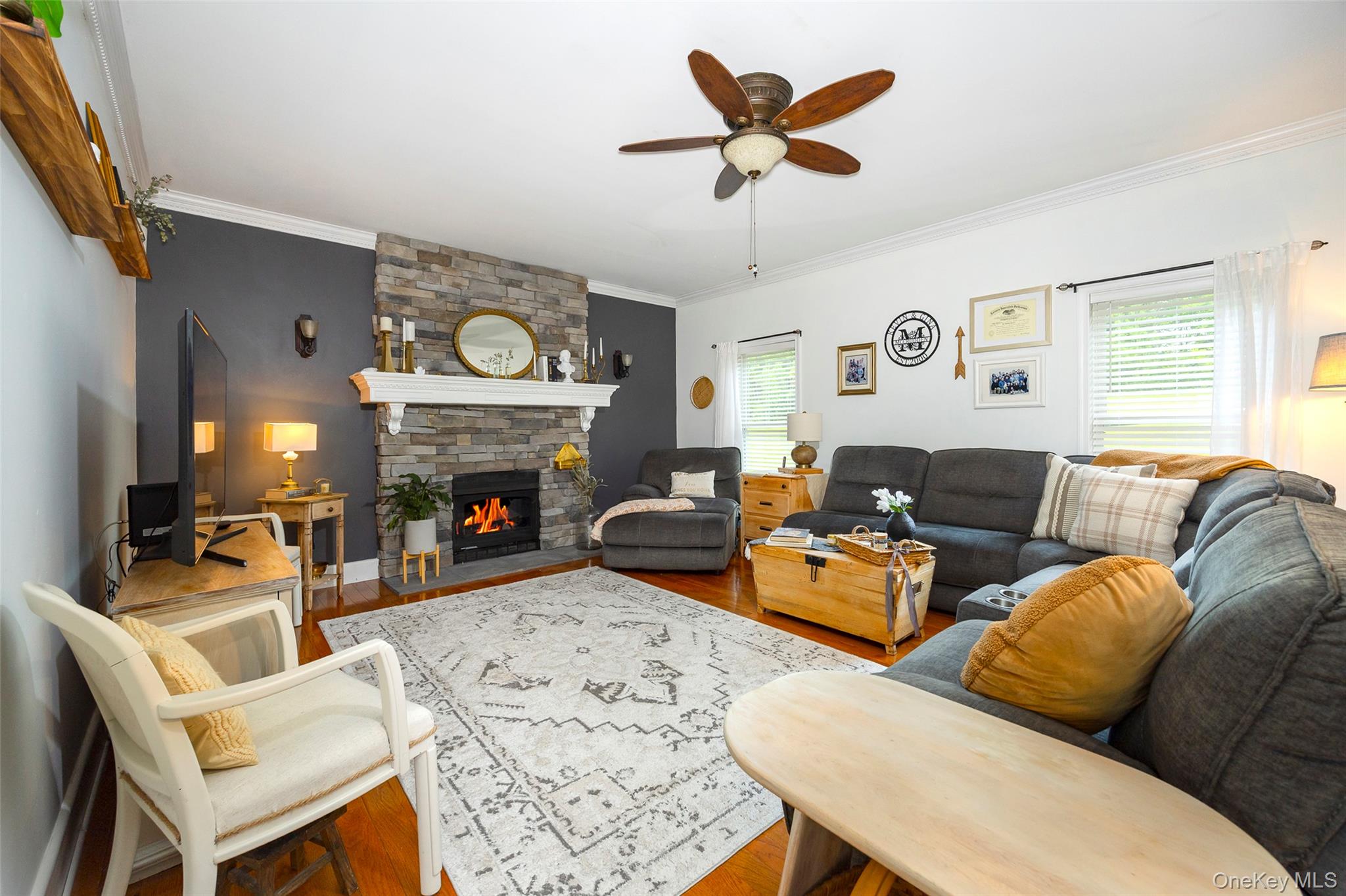 12 Broadview Lane, Red Hook, NY 12571