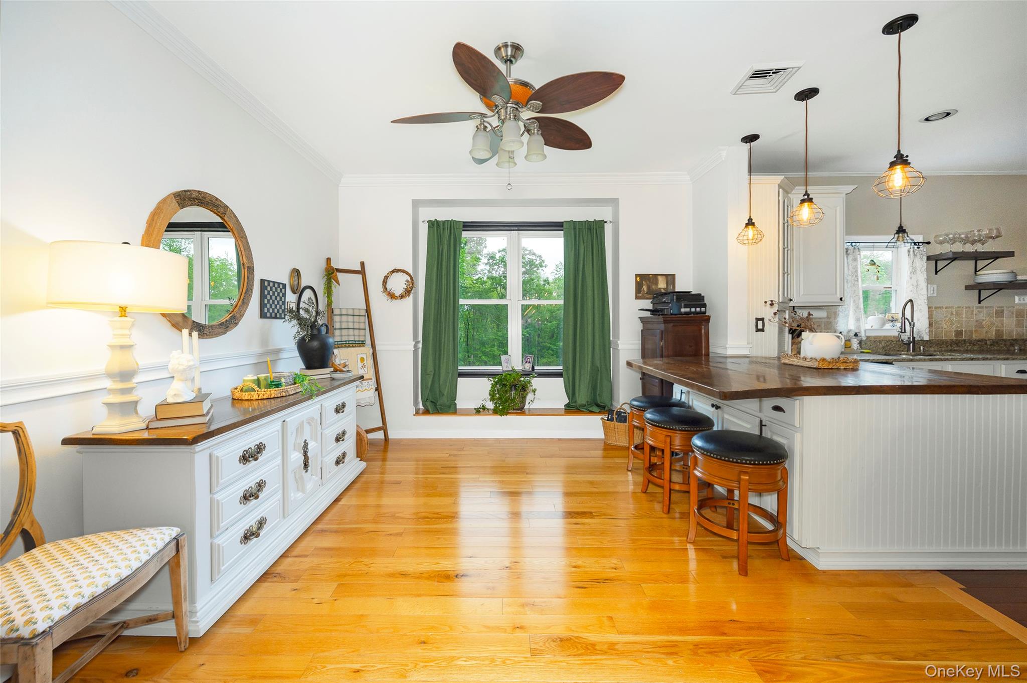 12 Broadview Lane, Red Hook, NY 12571