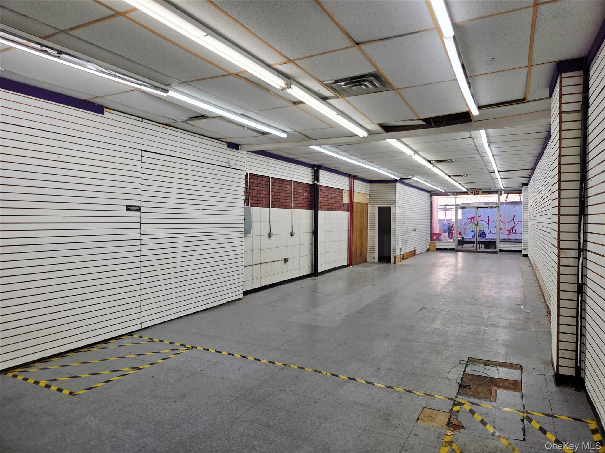 724 Broadway, Brooklyn, NY 11206