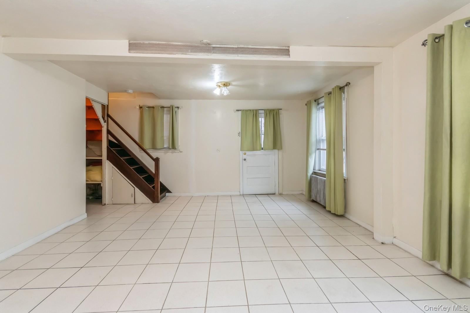 4121 Grace Avenue, Bronx, NY 10466