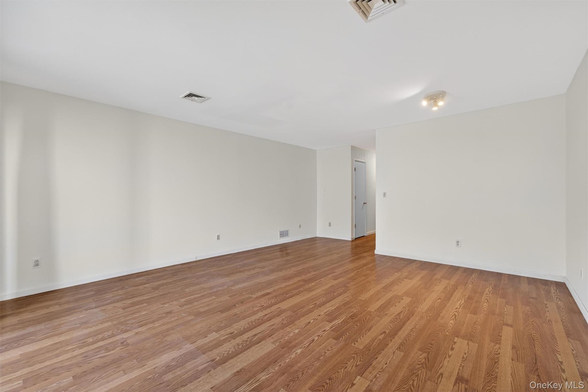 51 Deer Ct Drive, Middletown, NY 10940