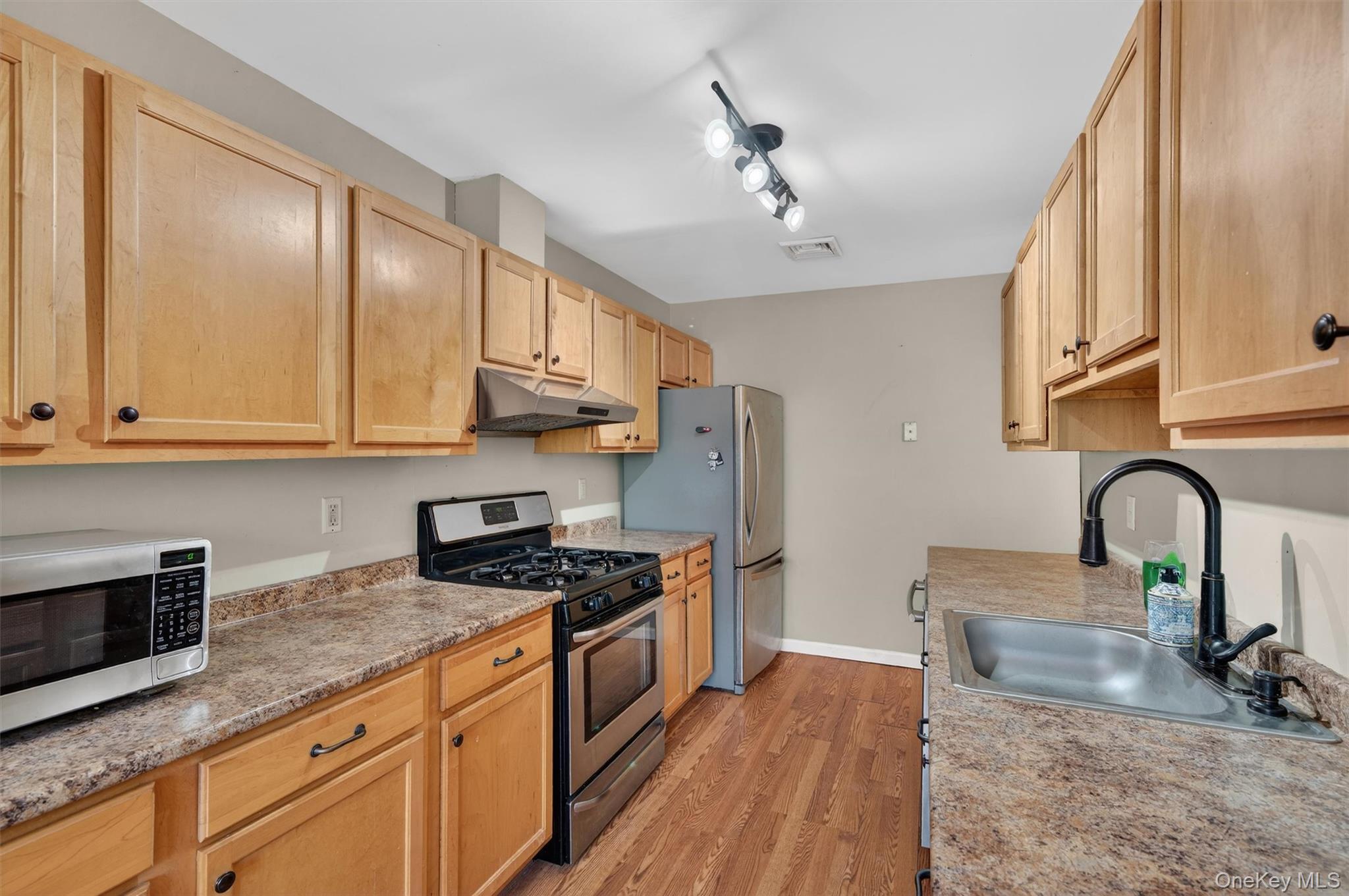 51 Deer Ct Drive, Middletown, NY 10940