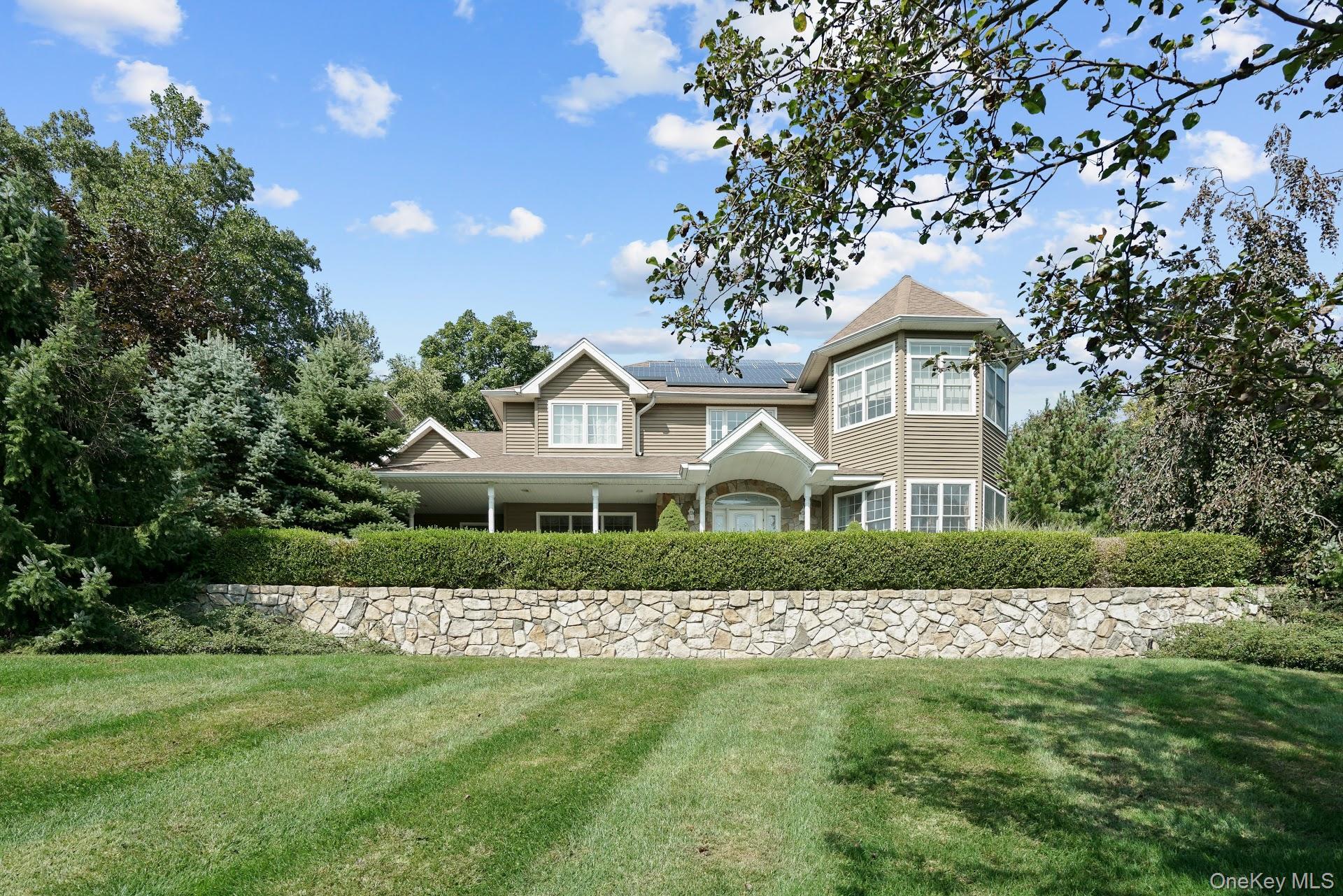 24 Charnwood Drive, Suffern, NY 10901