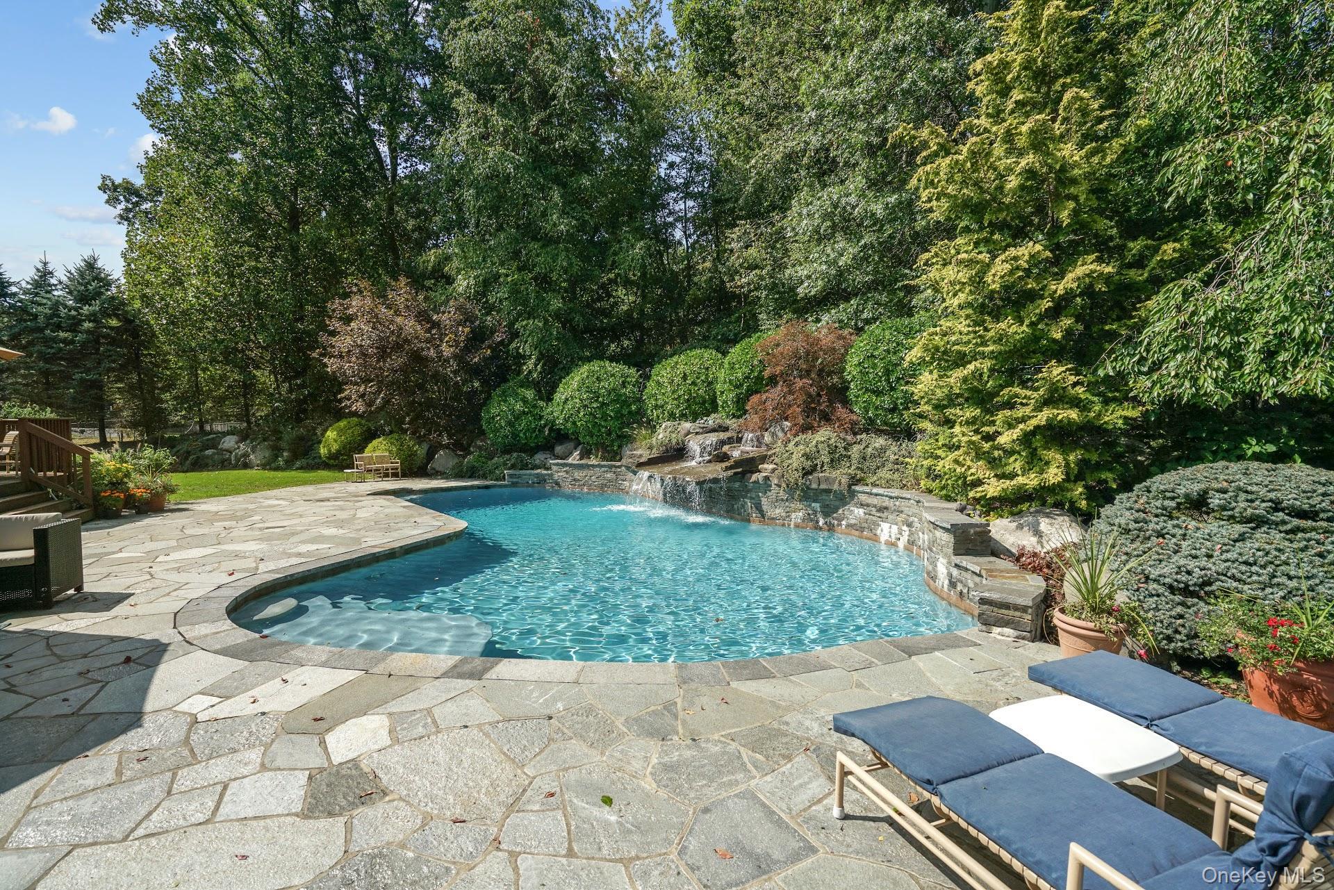 24 Charnwood Drive, Suffern, NY 10901