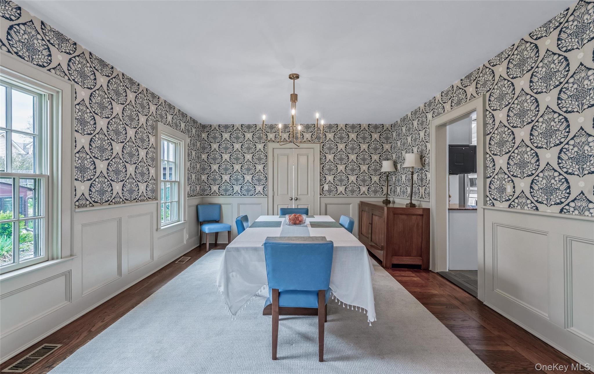 340 Manor Road, Douglaston, NY 11363