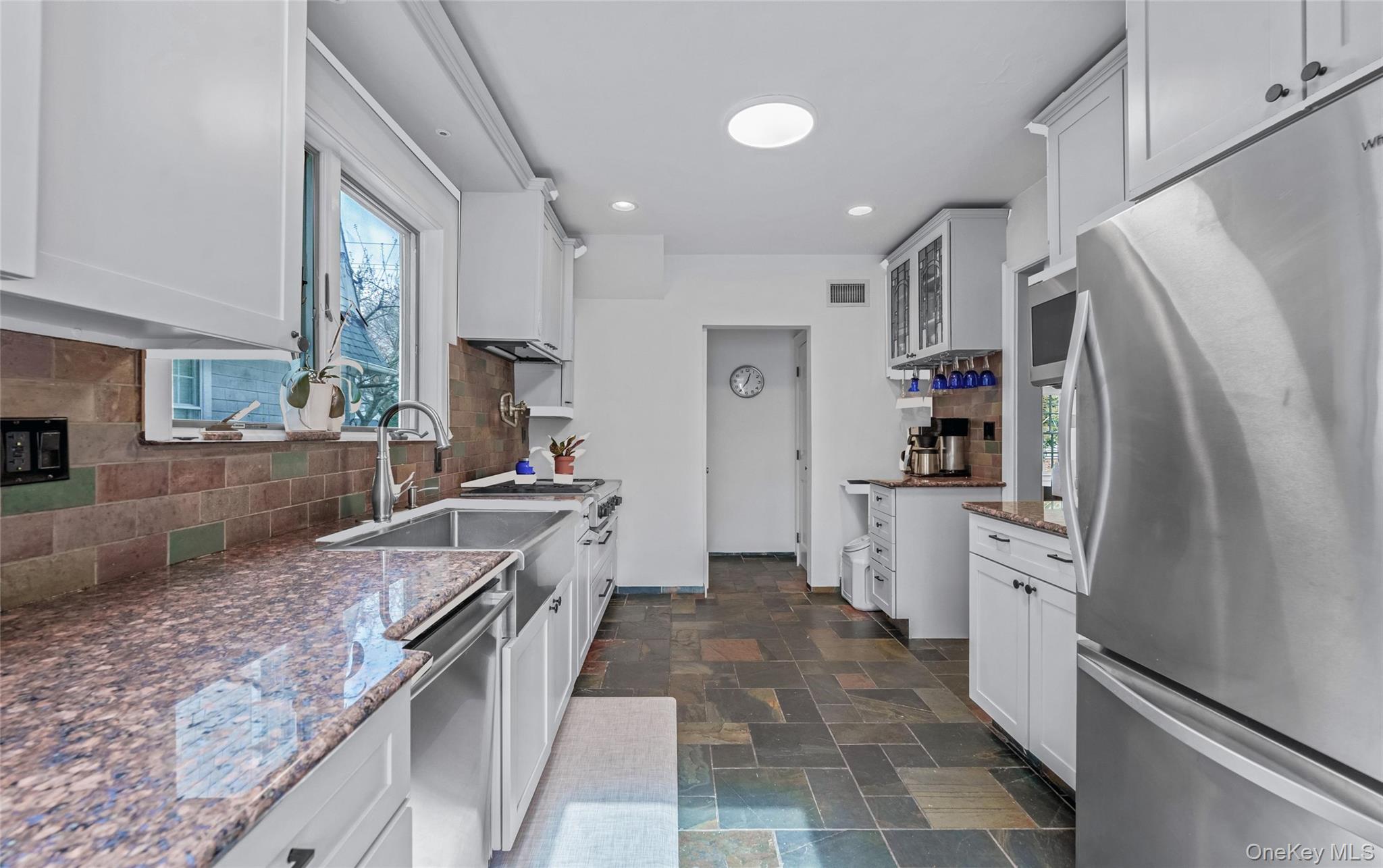 340 Manor Road, Douglaston, NY 11363