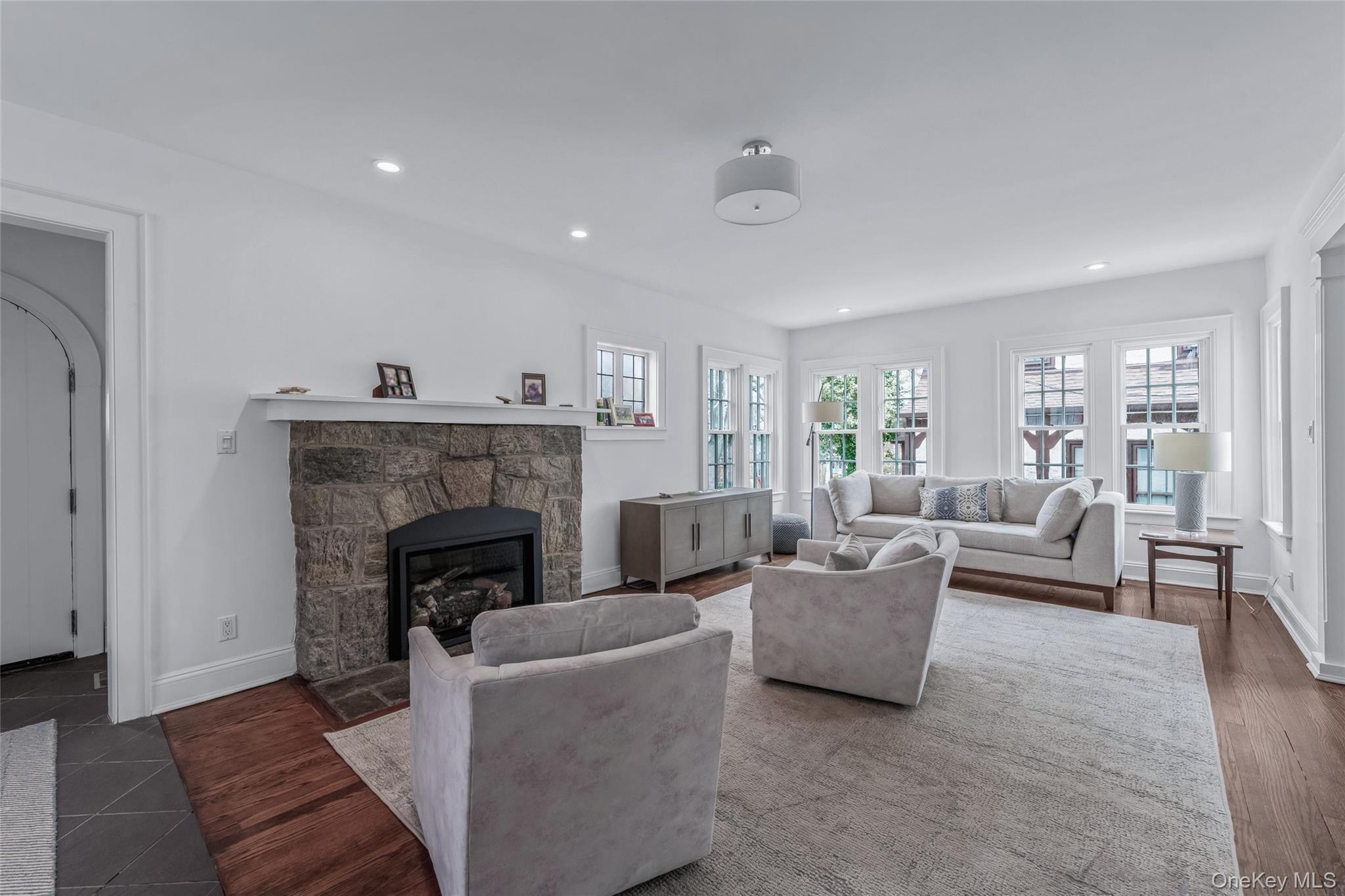 340 Manor Road, Douglaston, NY 11363