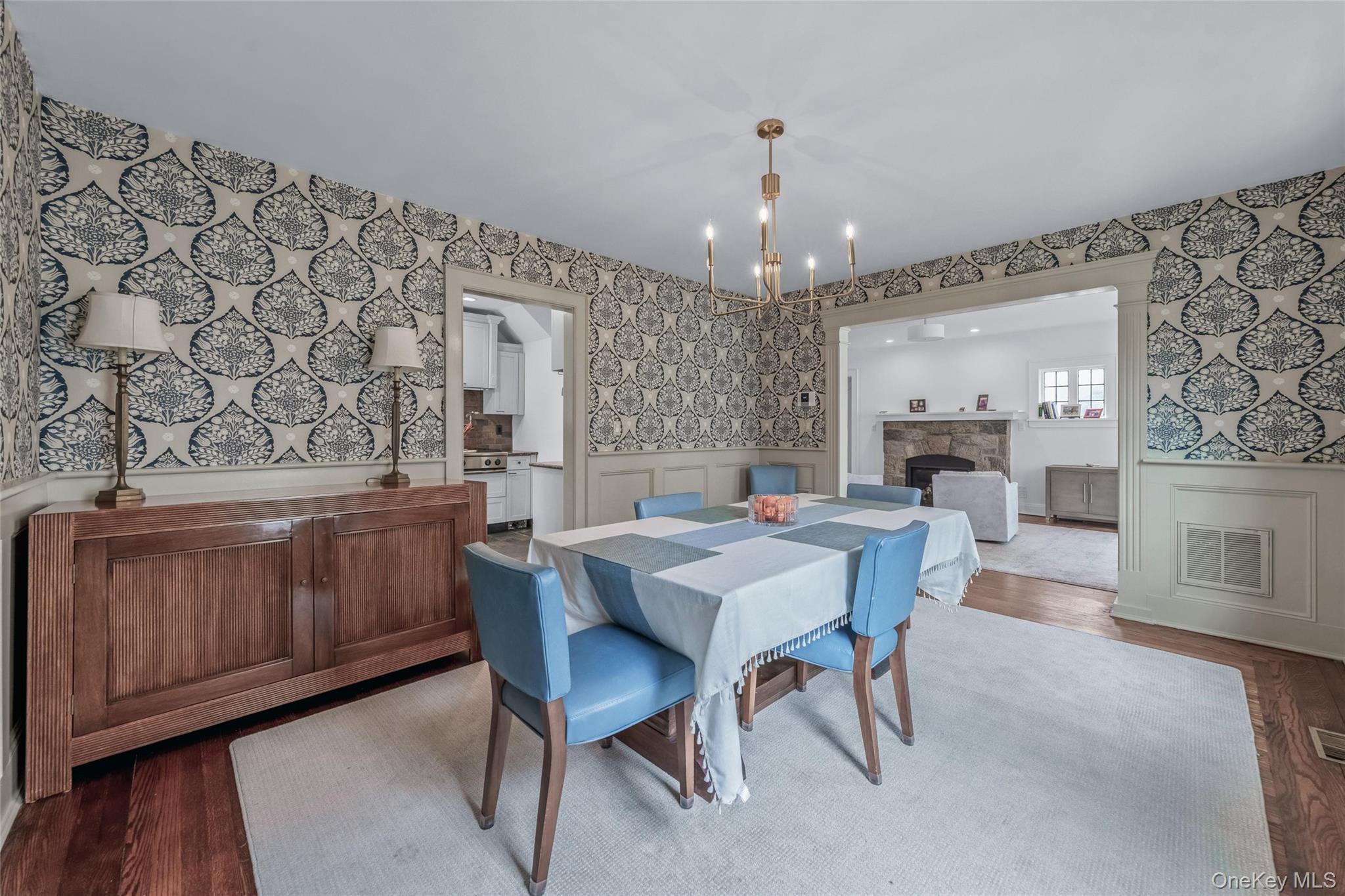 340 Manor Road, Douglaston, NY 11363