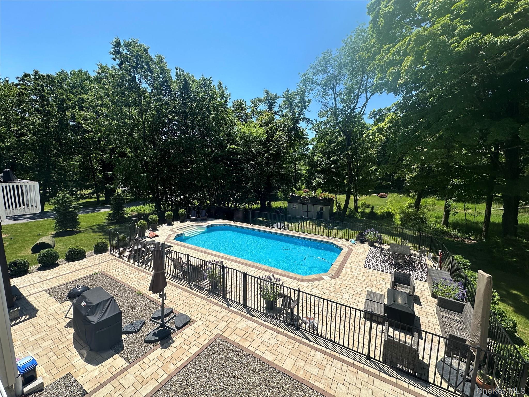 37 Somers Hill Rd, Carmel, NY 10512