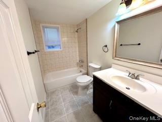 285 Artist Lake Drive, Middle Island, NY 11953