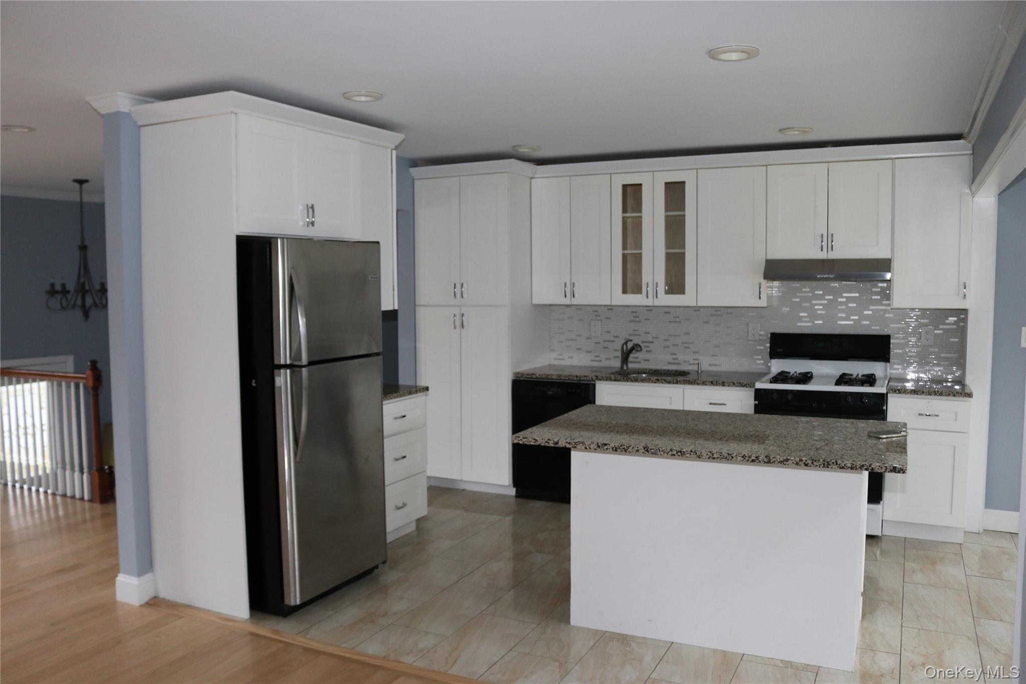 7 Southpark Drive, Garnerville, NY 10923