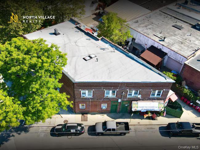 10 Railroad Avenue # 4, Bethpage, NY 11714