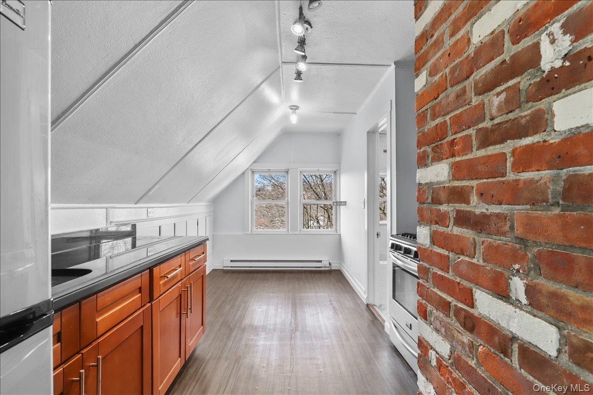 7 Oak Avenue, Tuckahoe, NY 10707