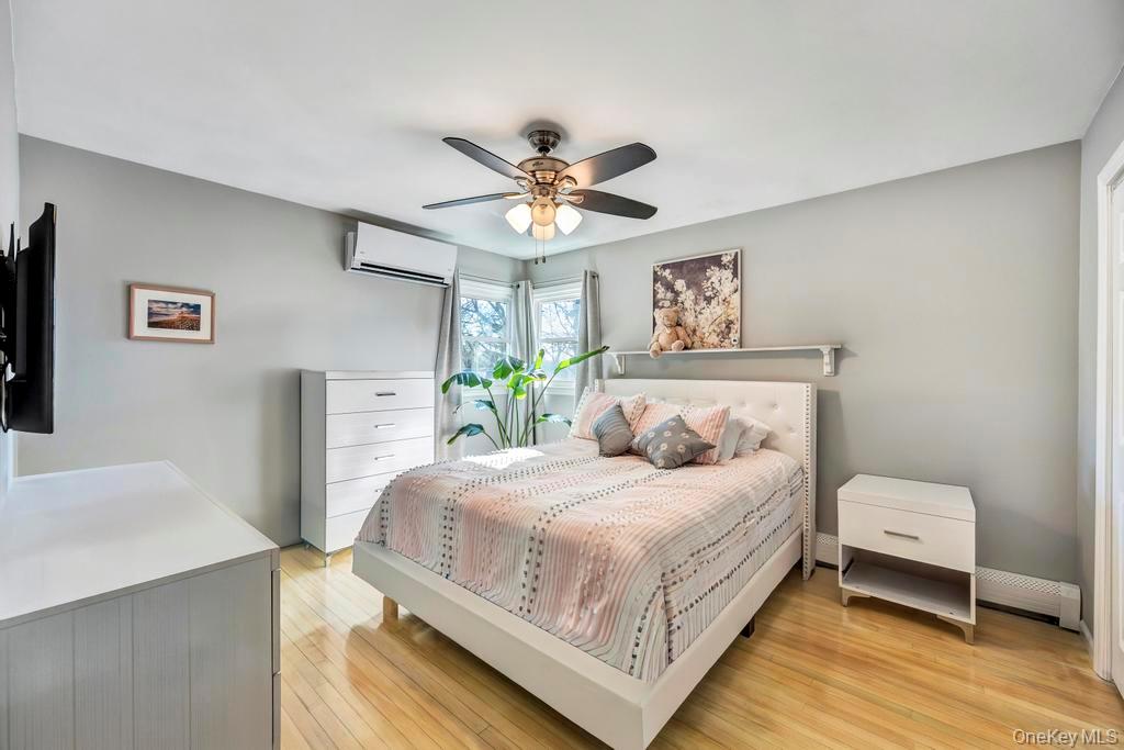 16 Jerome Road, Sound Beach, NY 11789