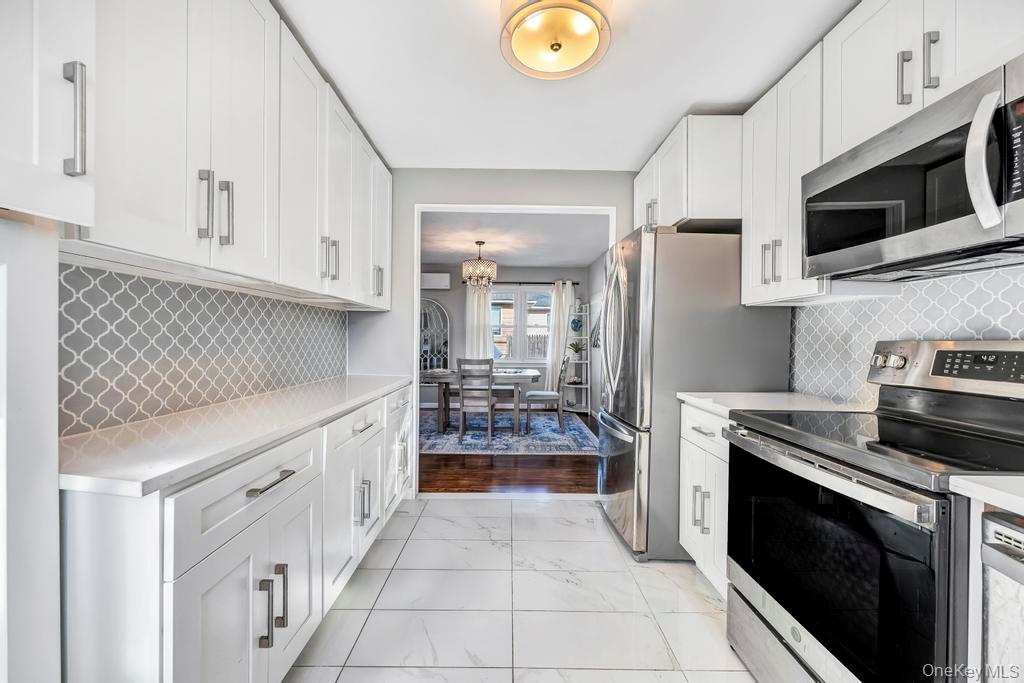 16 Jerome Road, Sound Beach, NY 11789