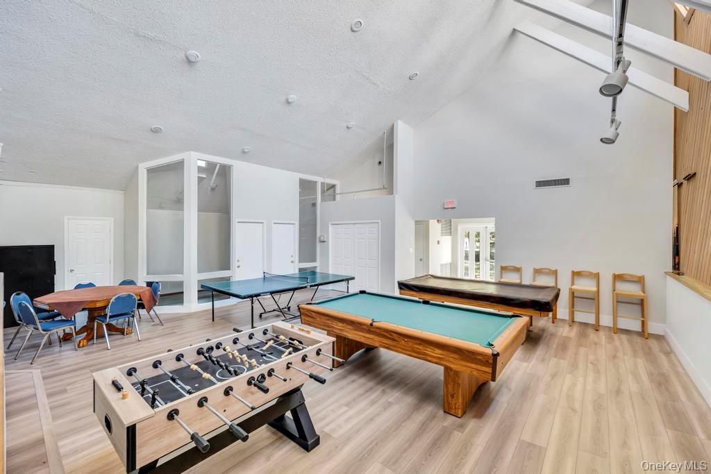 13 Mallard Path, Coram, NY 11727