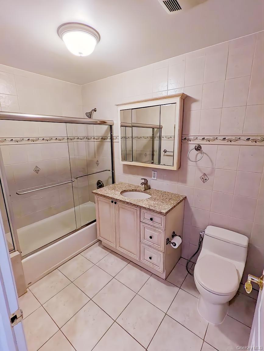 4223 212th Street # 2B, Bayside, NY 11361