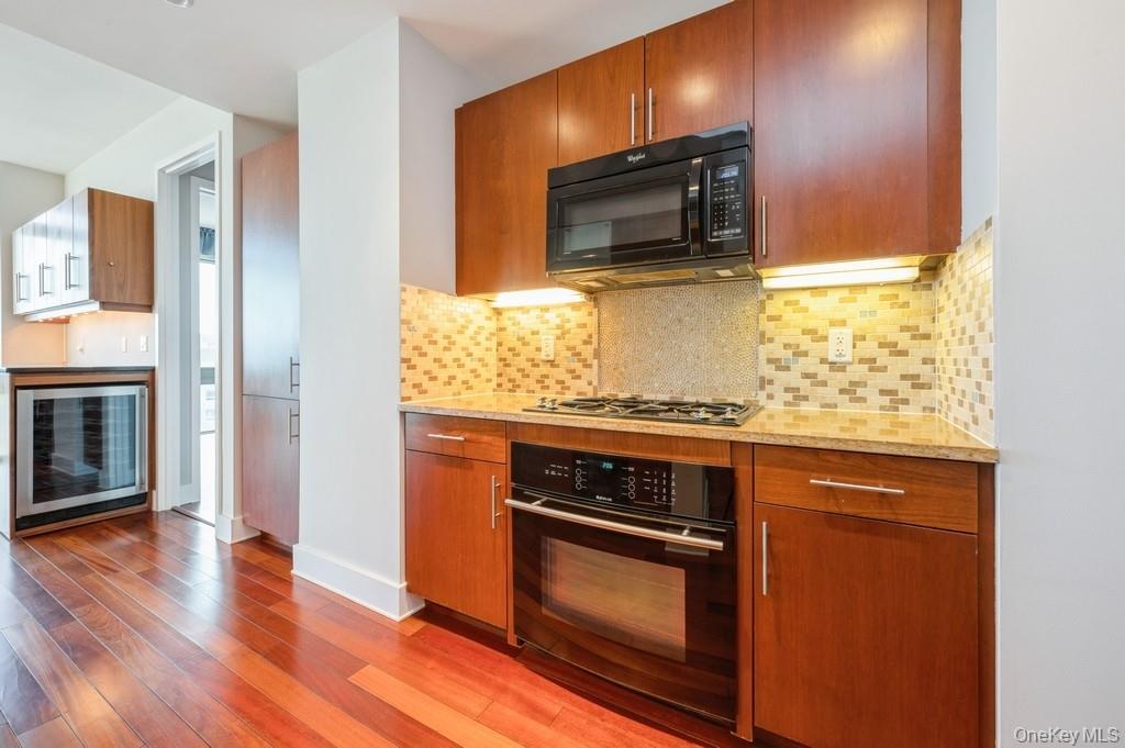 175 Huguenot Street # 1604, New Rochelle, NY 10801