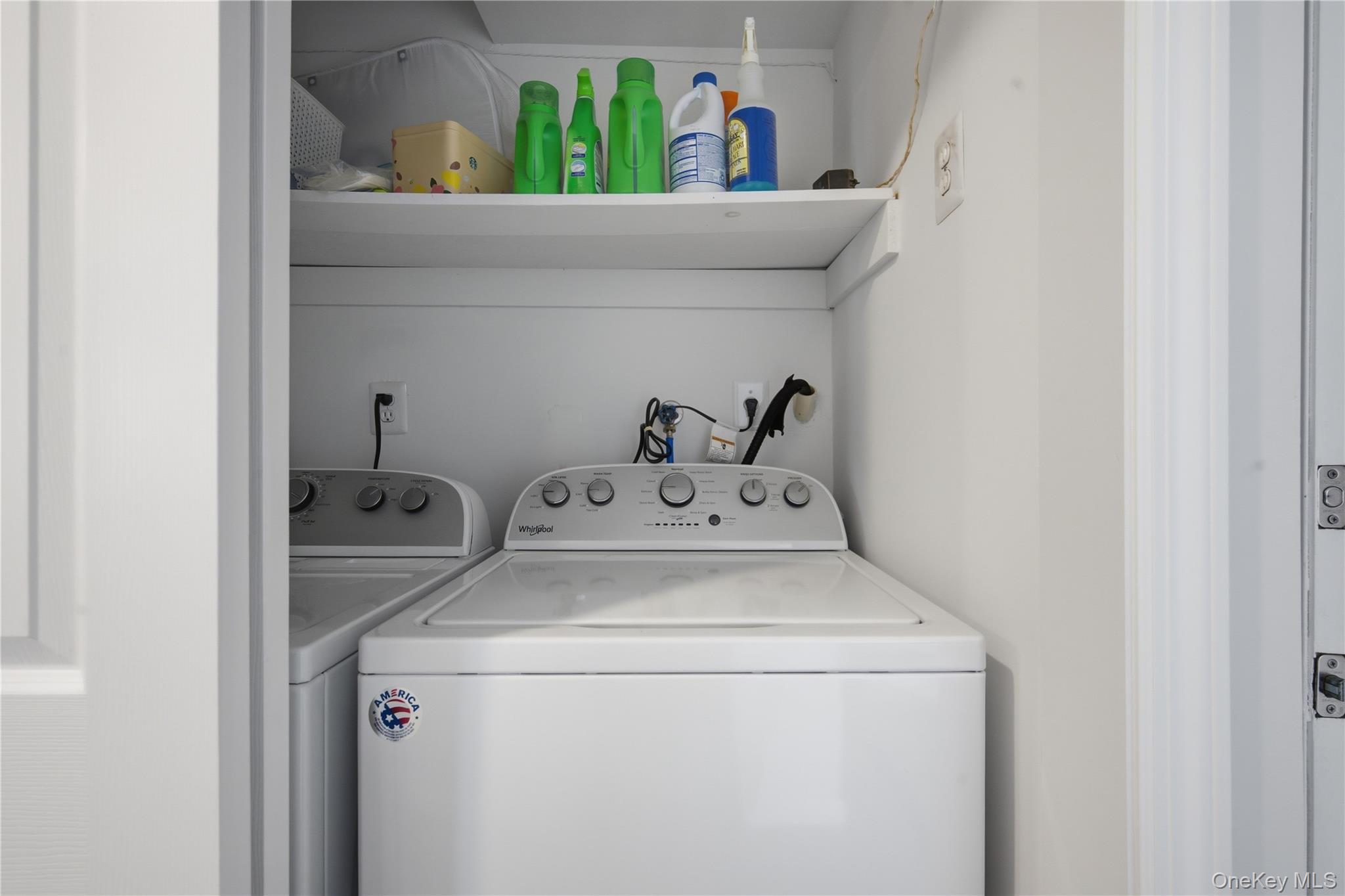 69 Thomas Lane, East Setauket, NY 11733