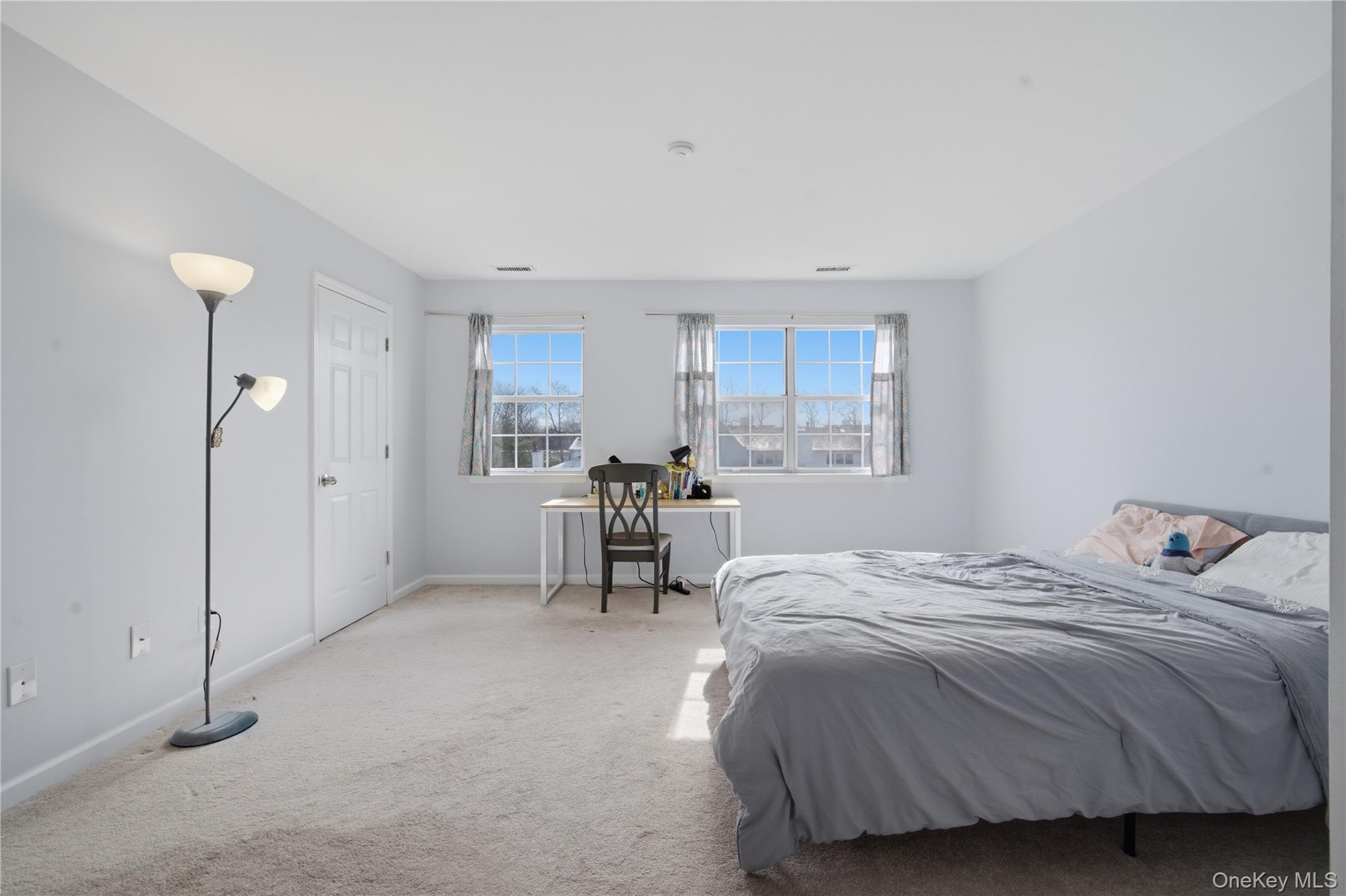 69 Thomas Lane, East Setauket, NY 11733