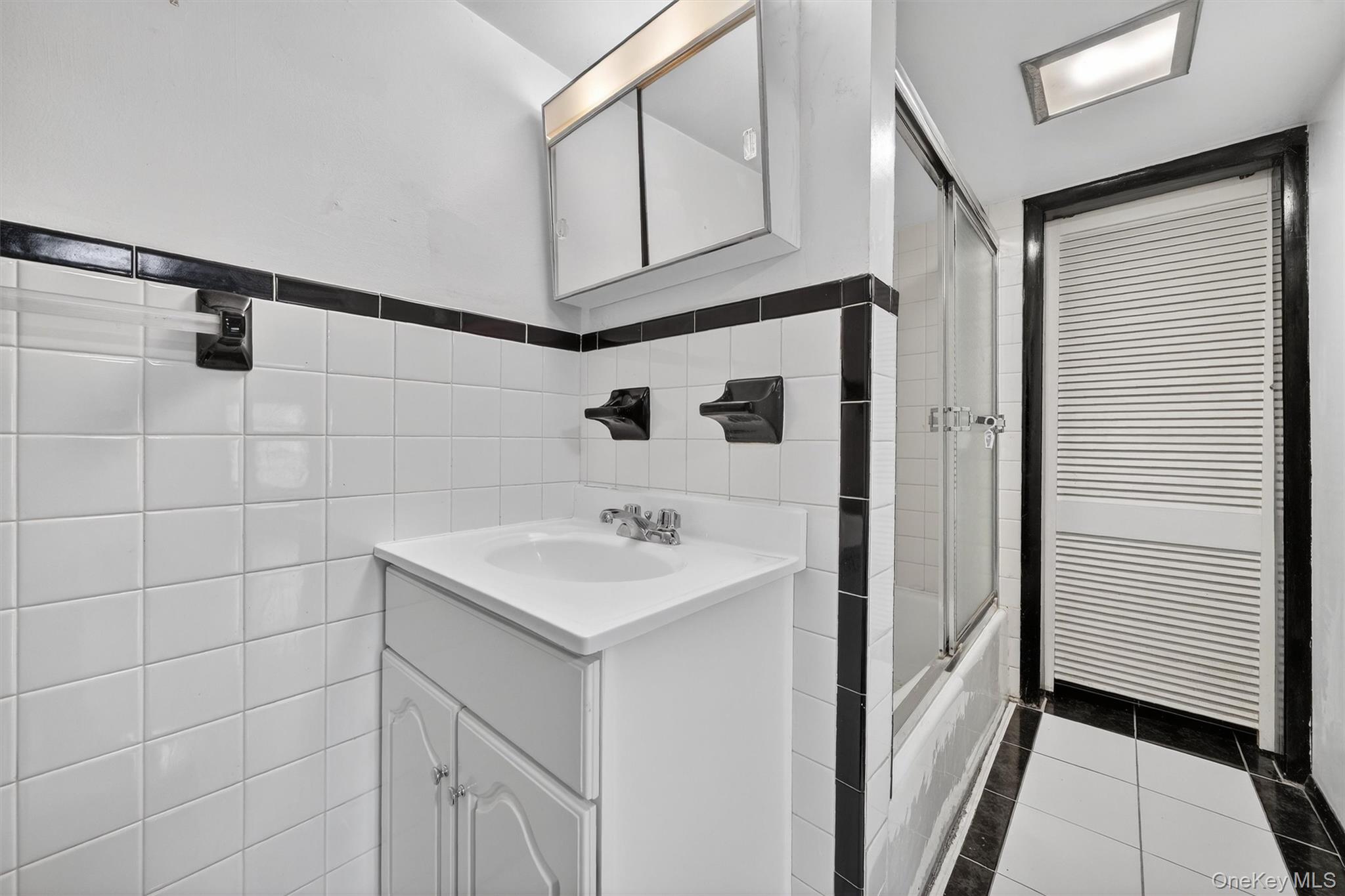 5 Bedford Lane, Thiells, NY 10984