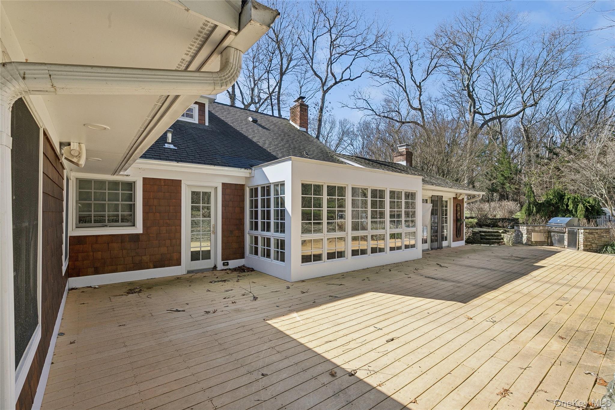 39 Cherry Lane, Syosset, NY 11791