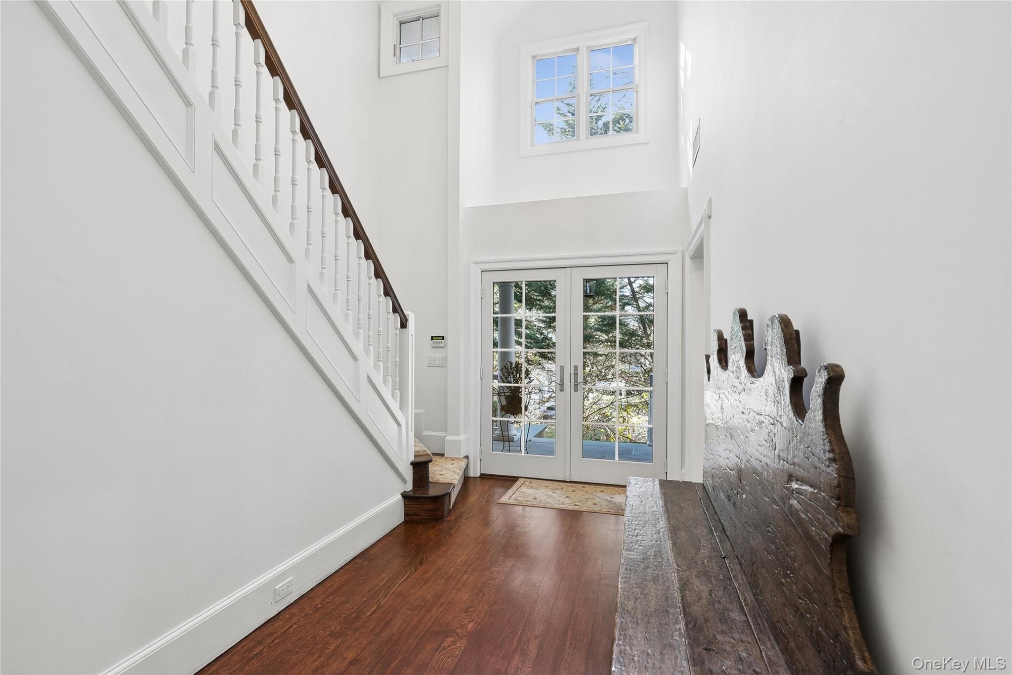 39 Cherry Lane, Syosset, NY 11791