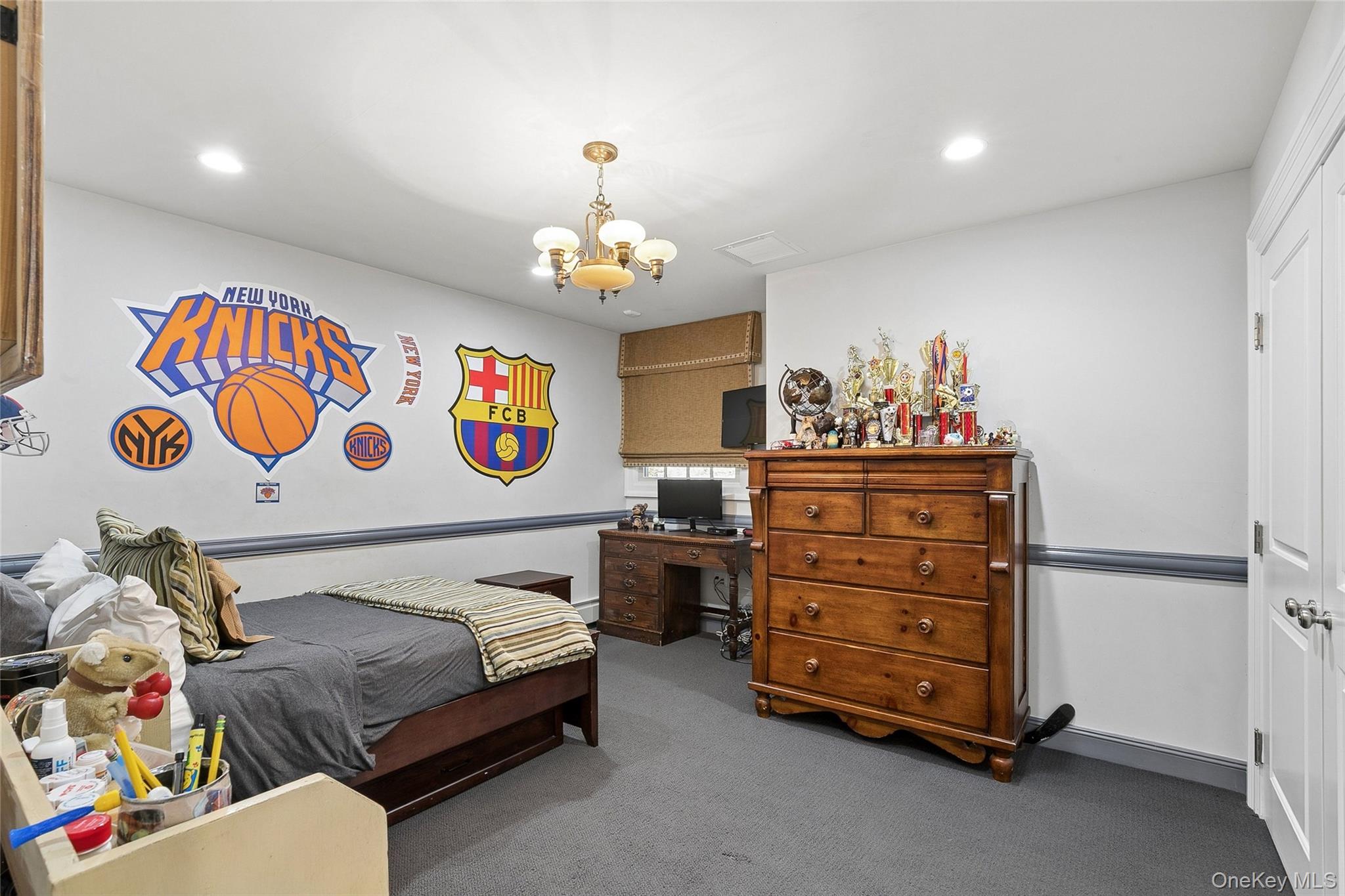 39 Cherry Lane, Syosset, NY 11791