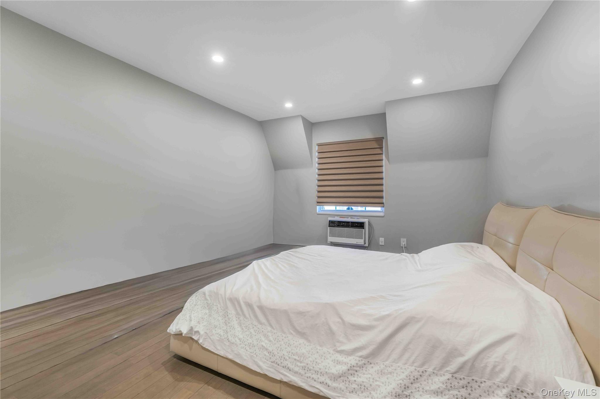 1324 Robin Lane # 1195, Bayside, NY 11360