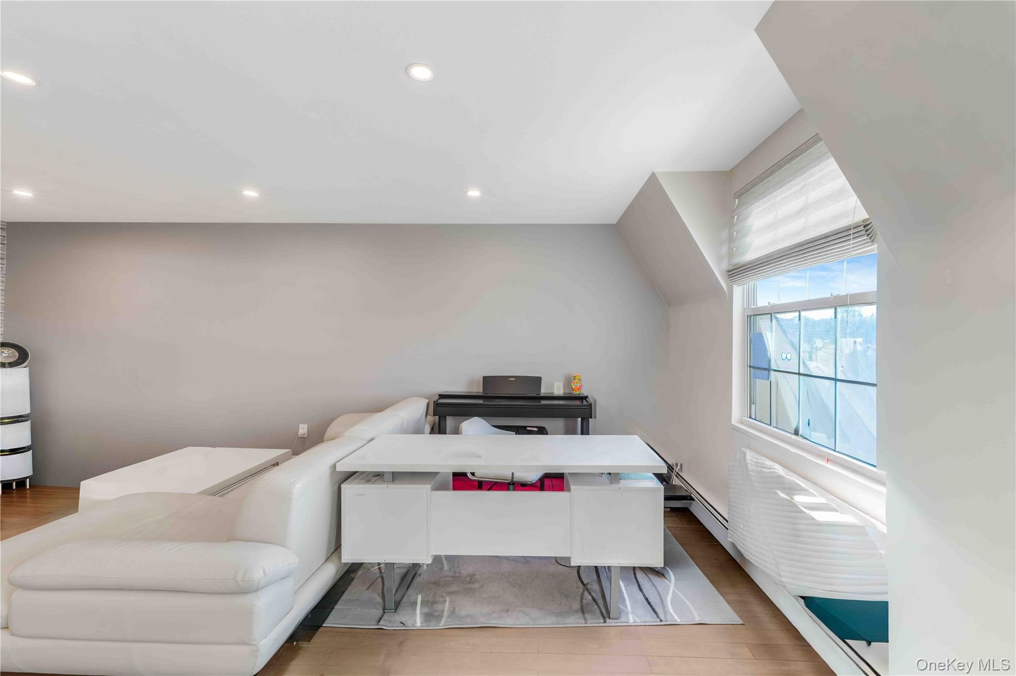 1324 Robin Lane # 1195, Bayside, NY 11360