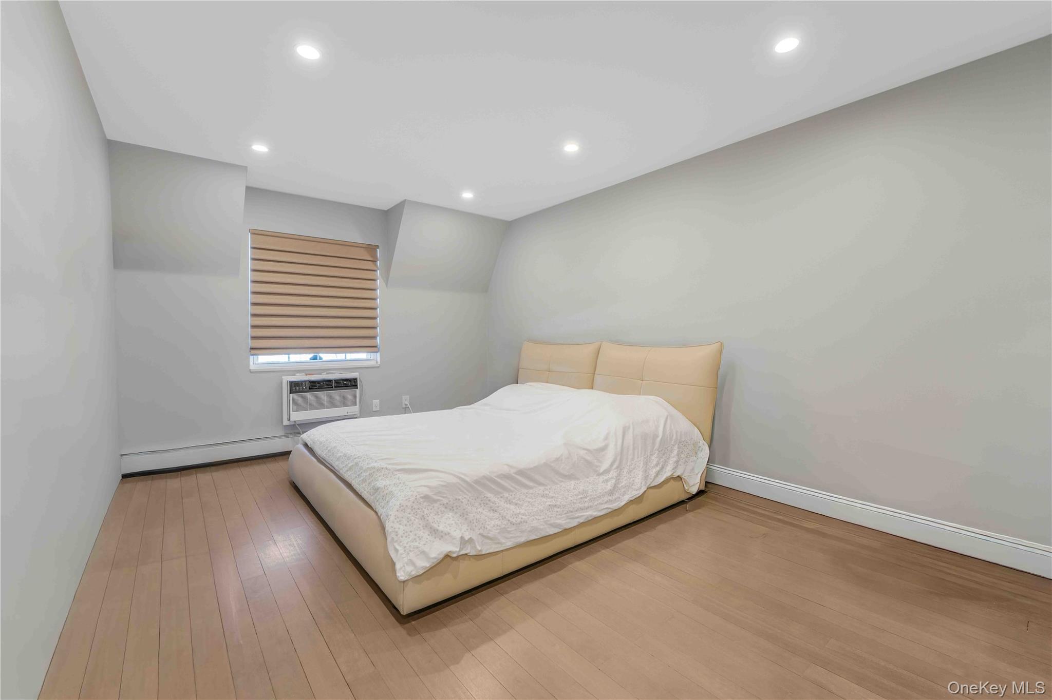 1324 Robin Lane # 1195, Bayside, NY 11360