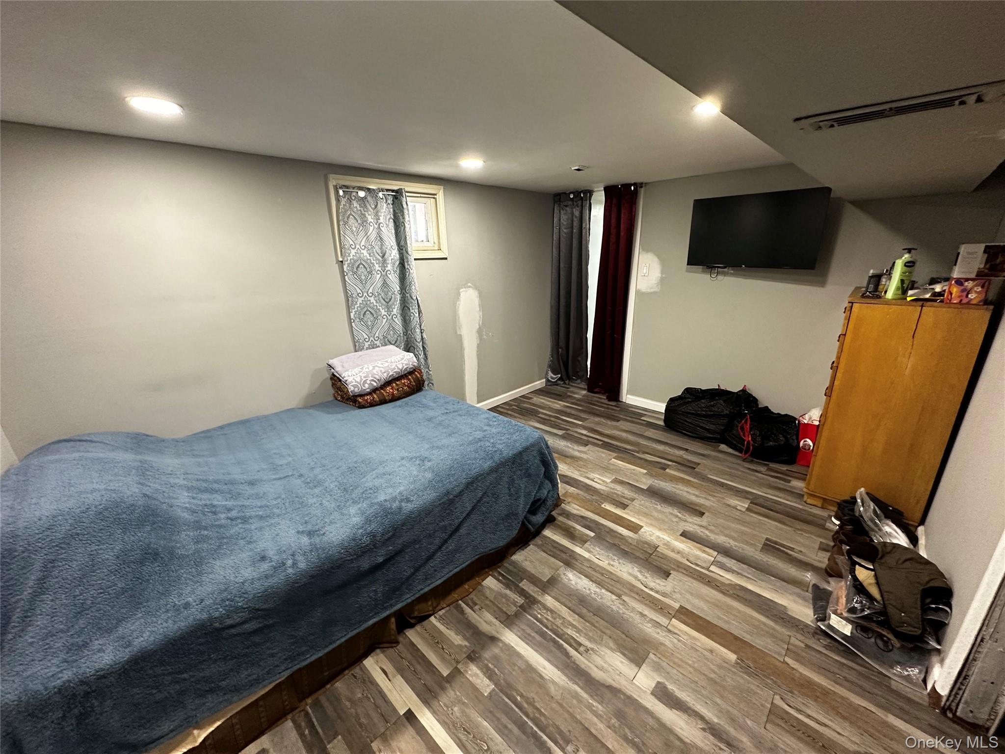 24116 148th Road, Rosedale, NY 11422