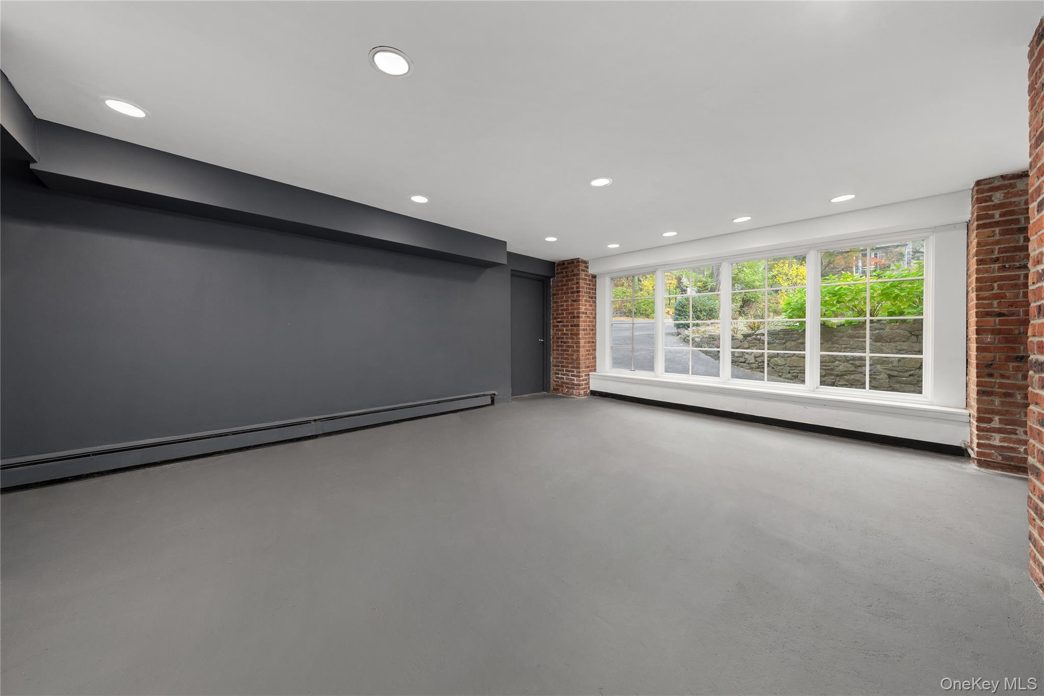 4725 Independence Avenue, Bronx, NY 10471